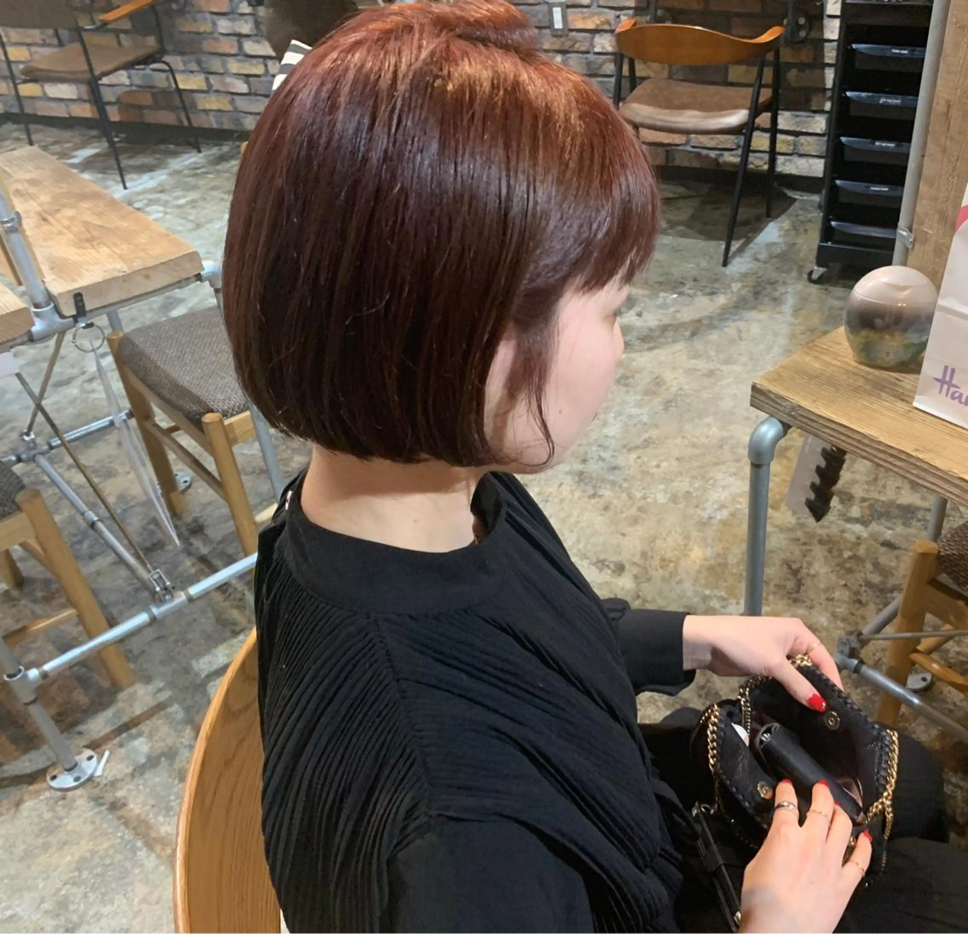 ショート カラー レッドカラー ボブ friity所属・🕊️ HONOKAのヘアスタイル