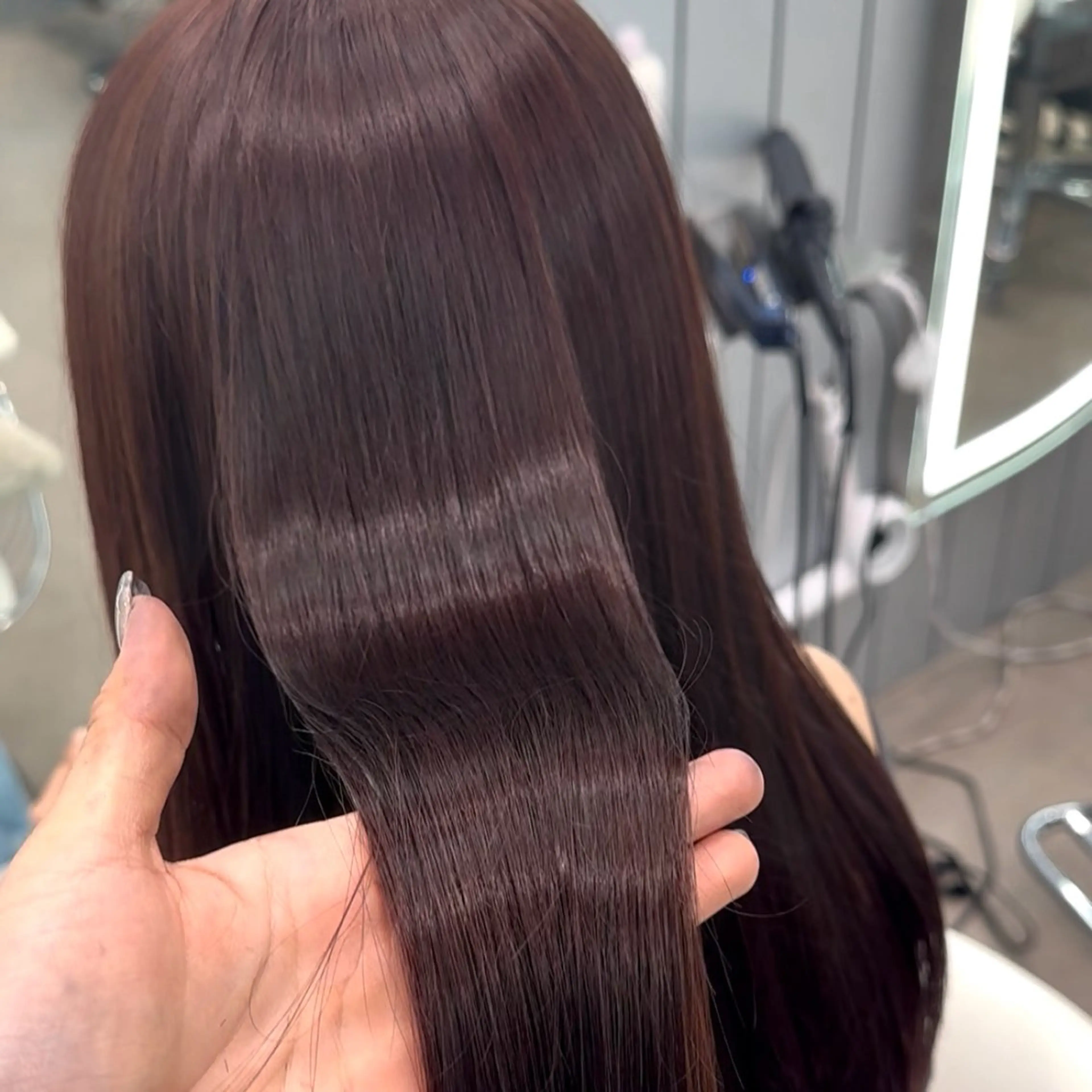 ミディアム カット ヘアカラー 縮毛矯正 ブリーチなし髪質改善 🎀GLROW のんのヘアスタイル