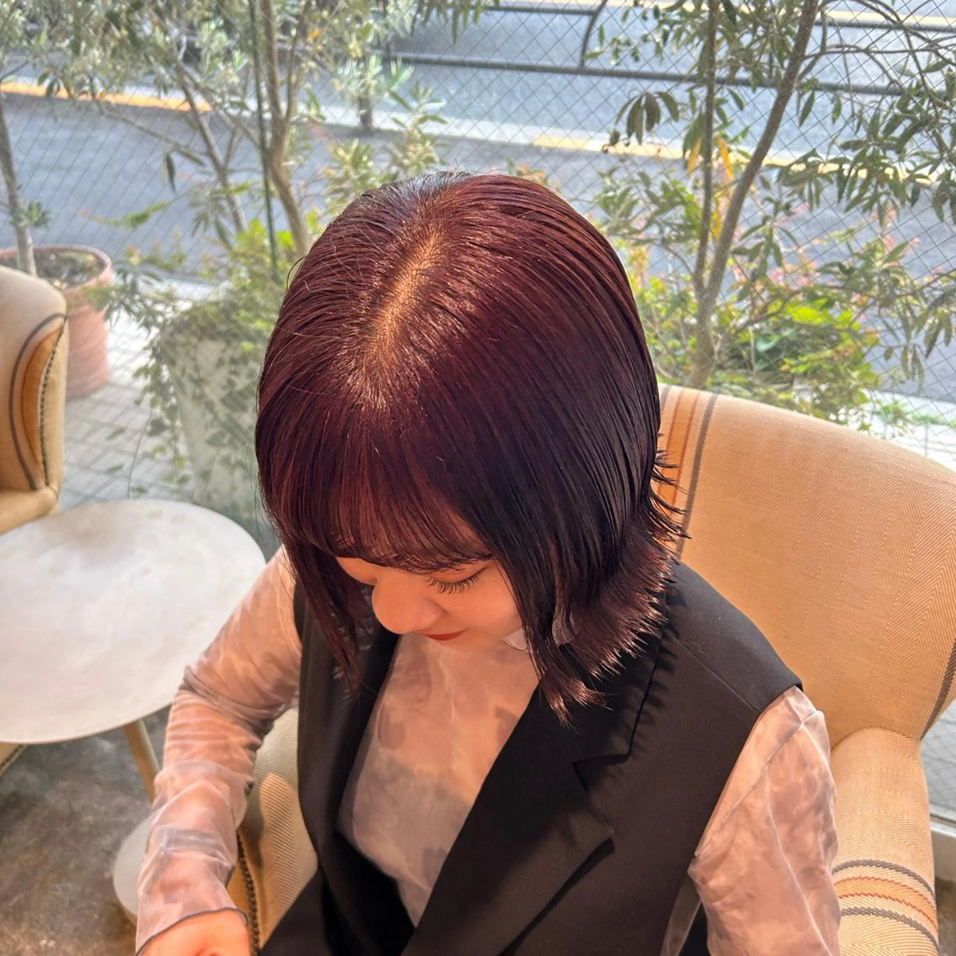 ショート カラー HOLIDAYS はなのヘアスタイル