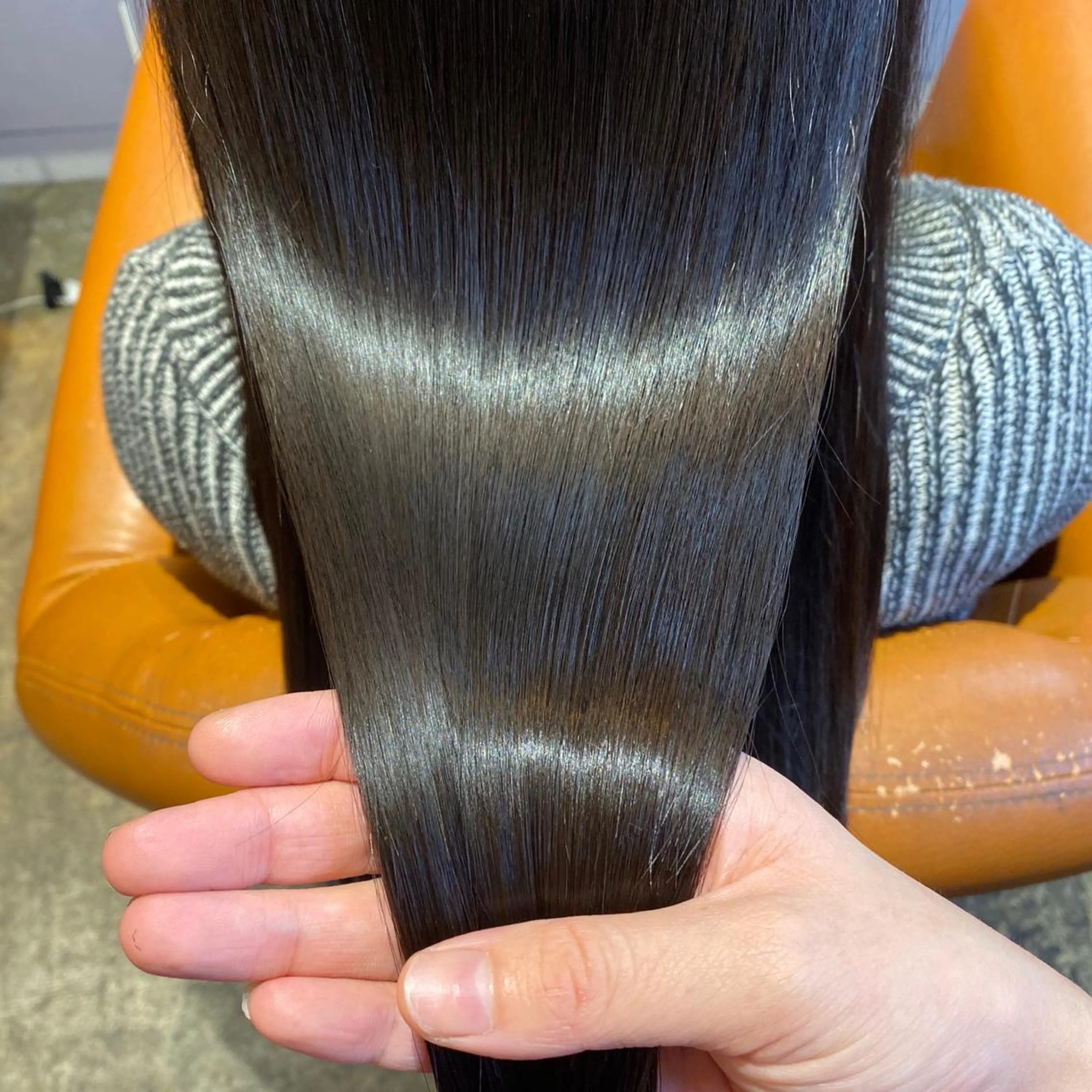 ロング カラー カット 髪質改善×矯正🫧 韓国ヘアasamiのヘアスタイル