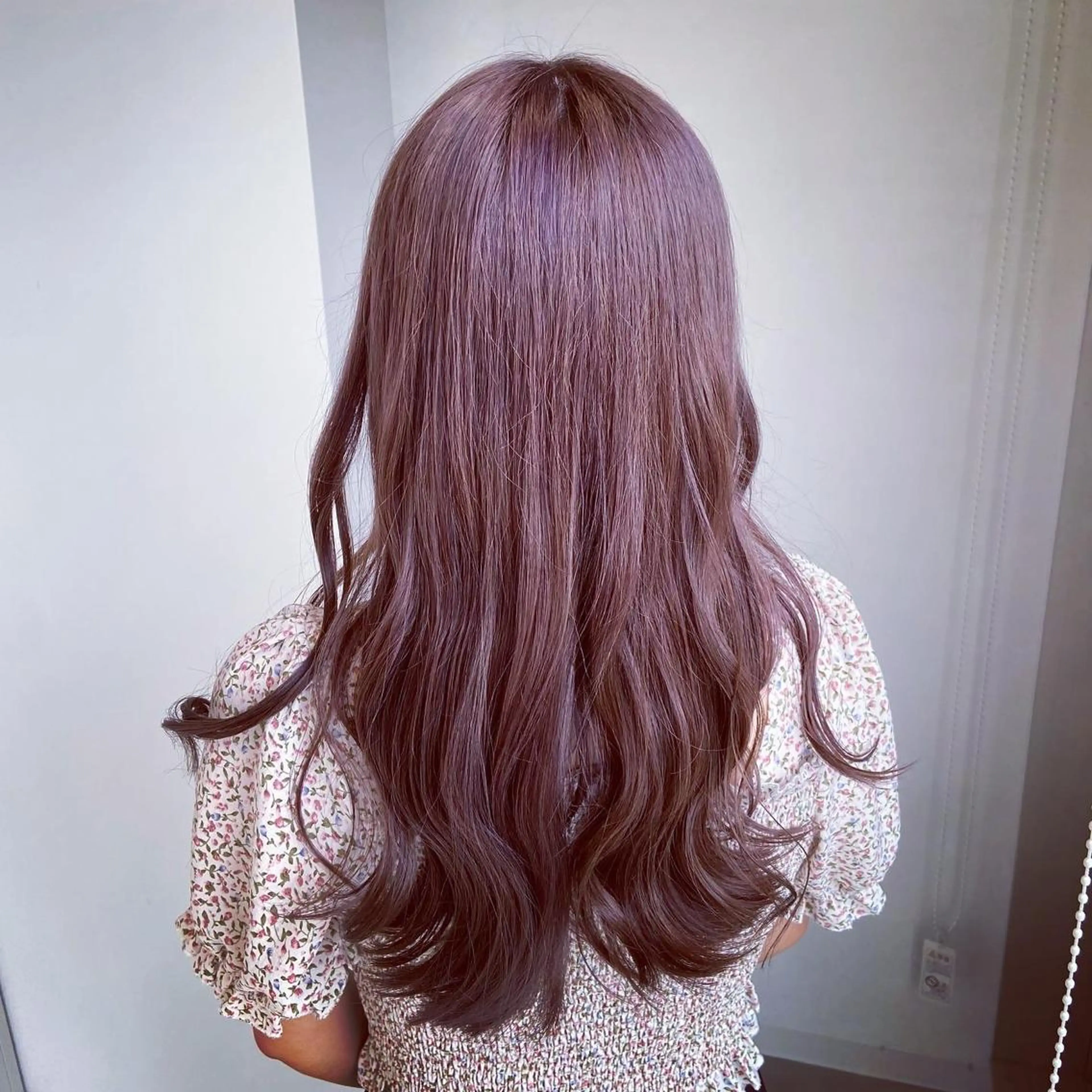 カラー ブラウンカラー パープルブラウン カット ヘアカラー トリートメント EIGHT奥野 心太のヘアスタイル
