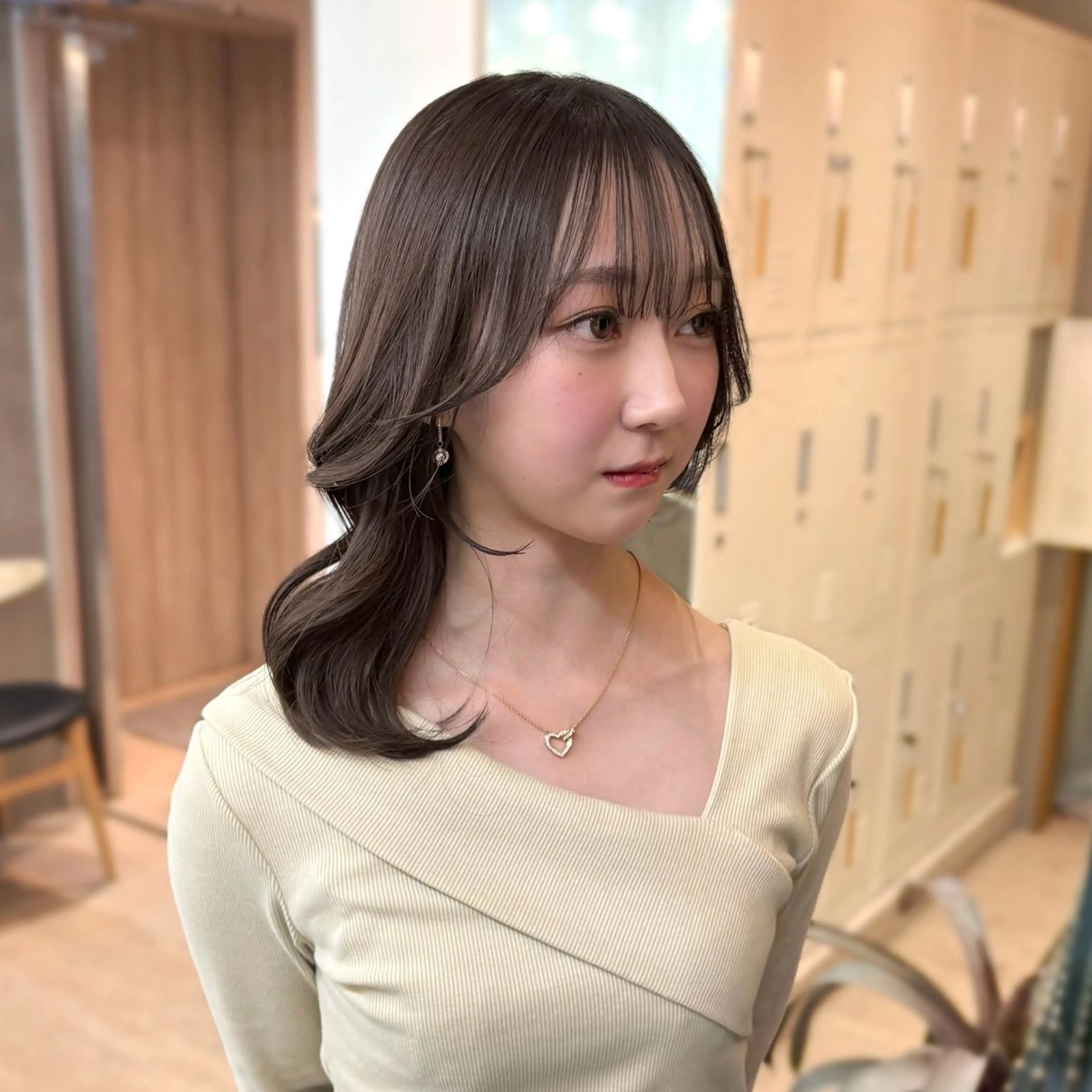 ミディアム カラー カット ヘアカラー トリートメント 髪質改善/縮毛矯正/ 韓国ヘア/矢野のヘアスタイル