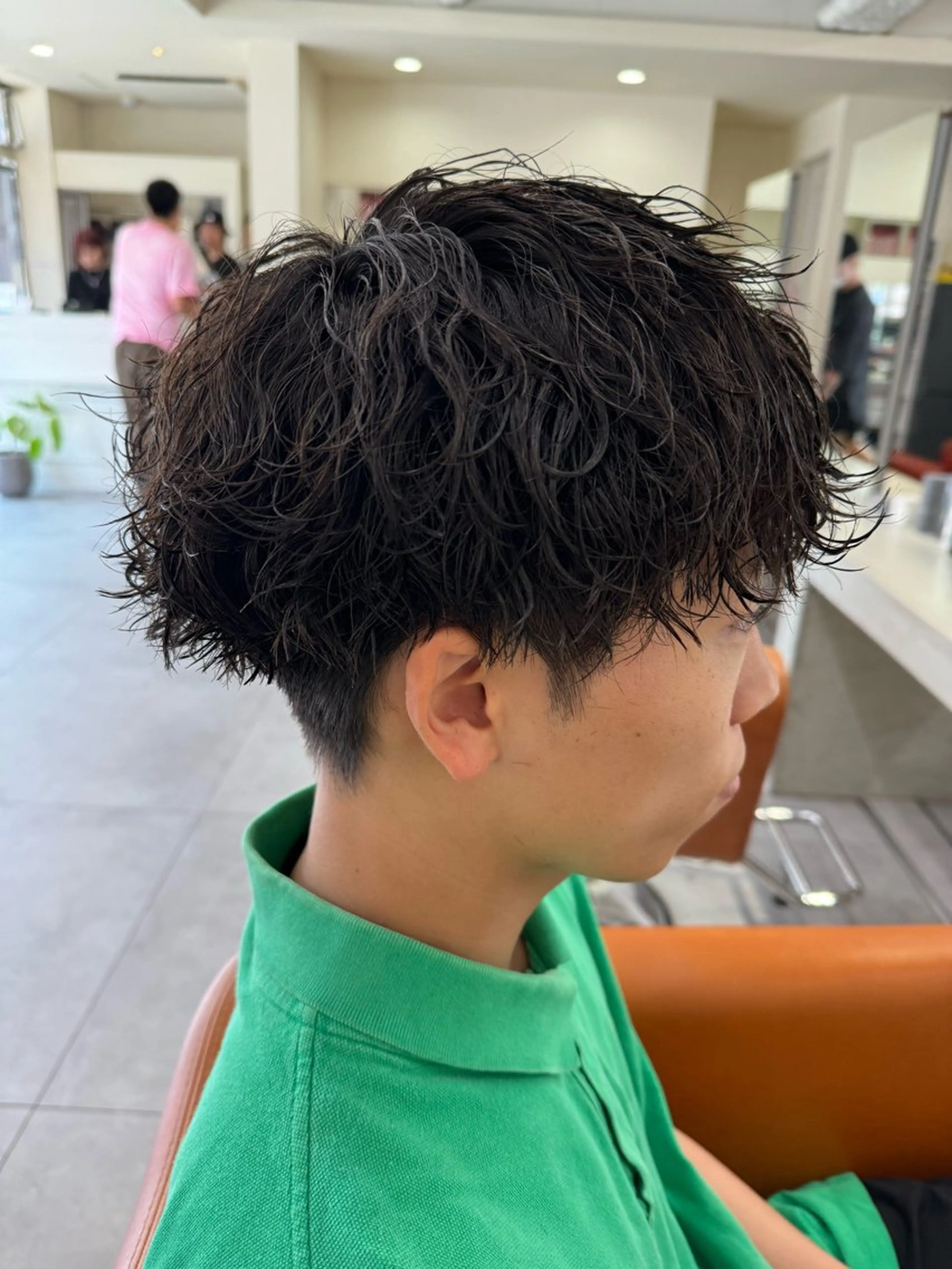 パーマ メンズ センターパート フェードカット マッシュ メンズパーマ メンズツイストパーマ カット パーマ パーマ/京都駅 /メンズ/藤井 翔のヘアスタイル