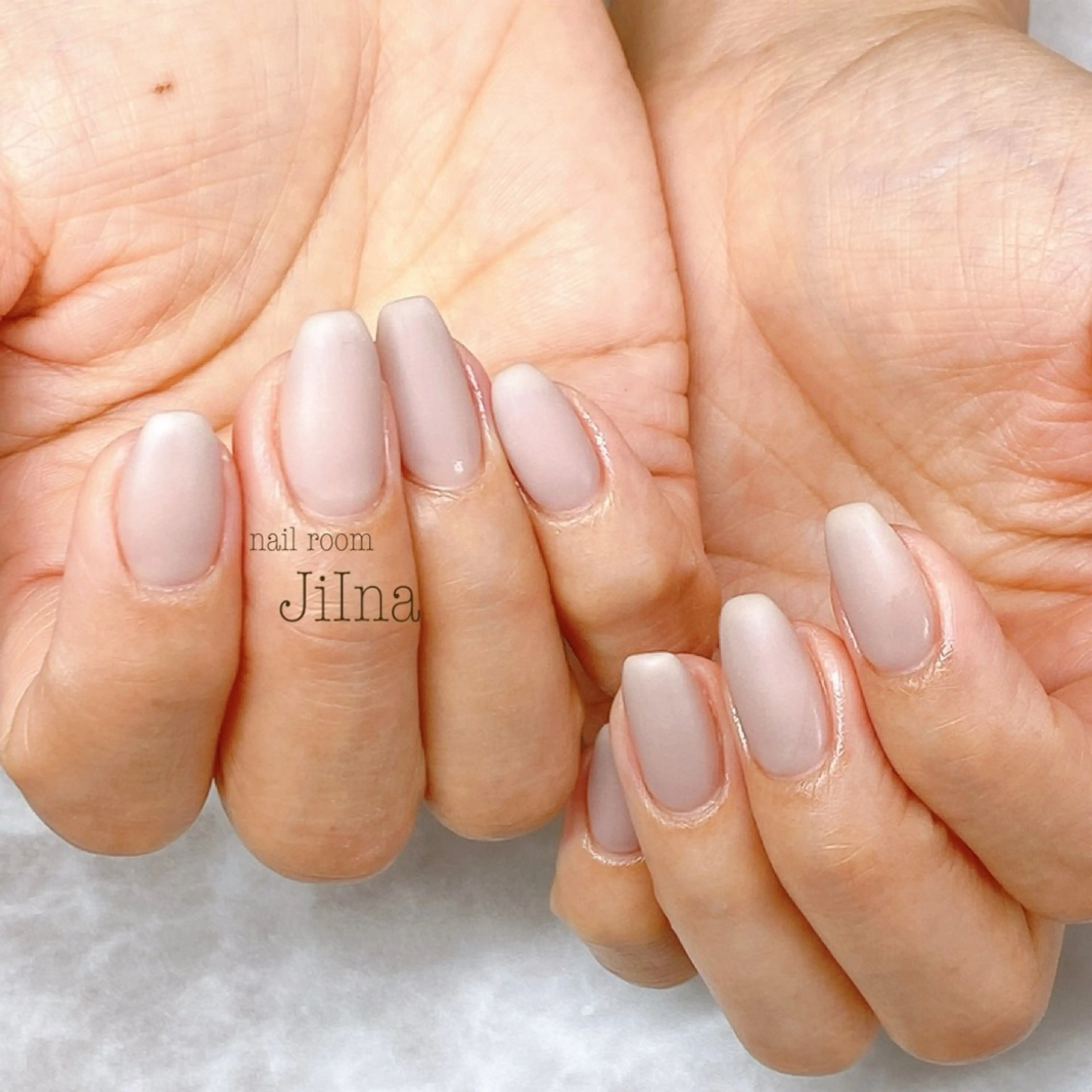 ネイル マットネイル nail room JiInaのネイルデザイン