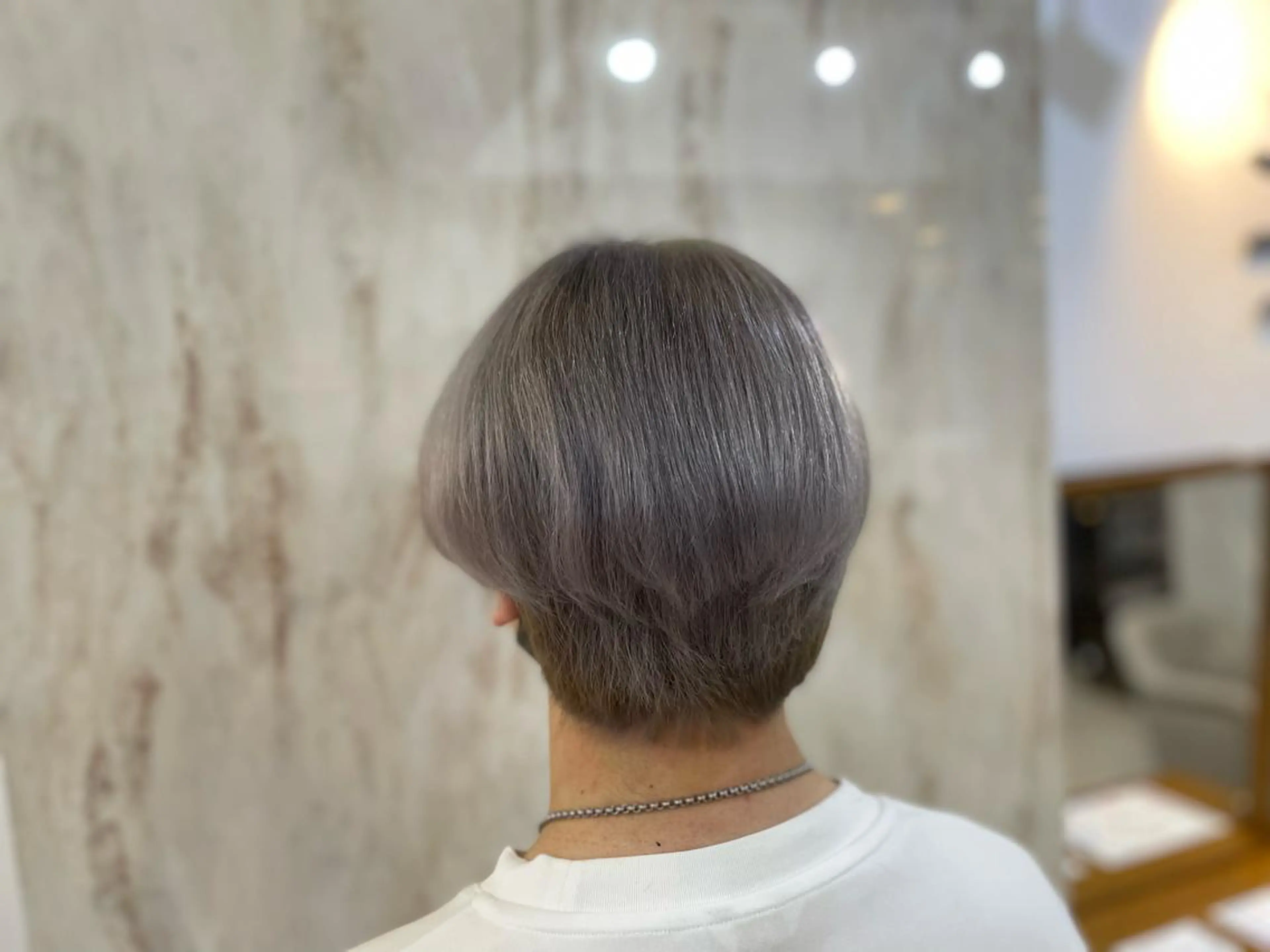カラー アッシュ シルバー シルバーアッシュ ヘアカラー 🎀ikuno🎀 Lovis  大宮のヘアスタイル