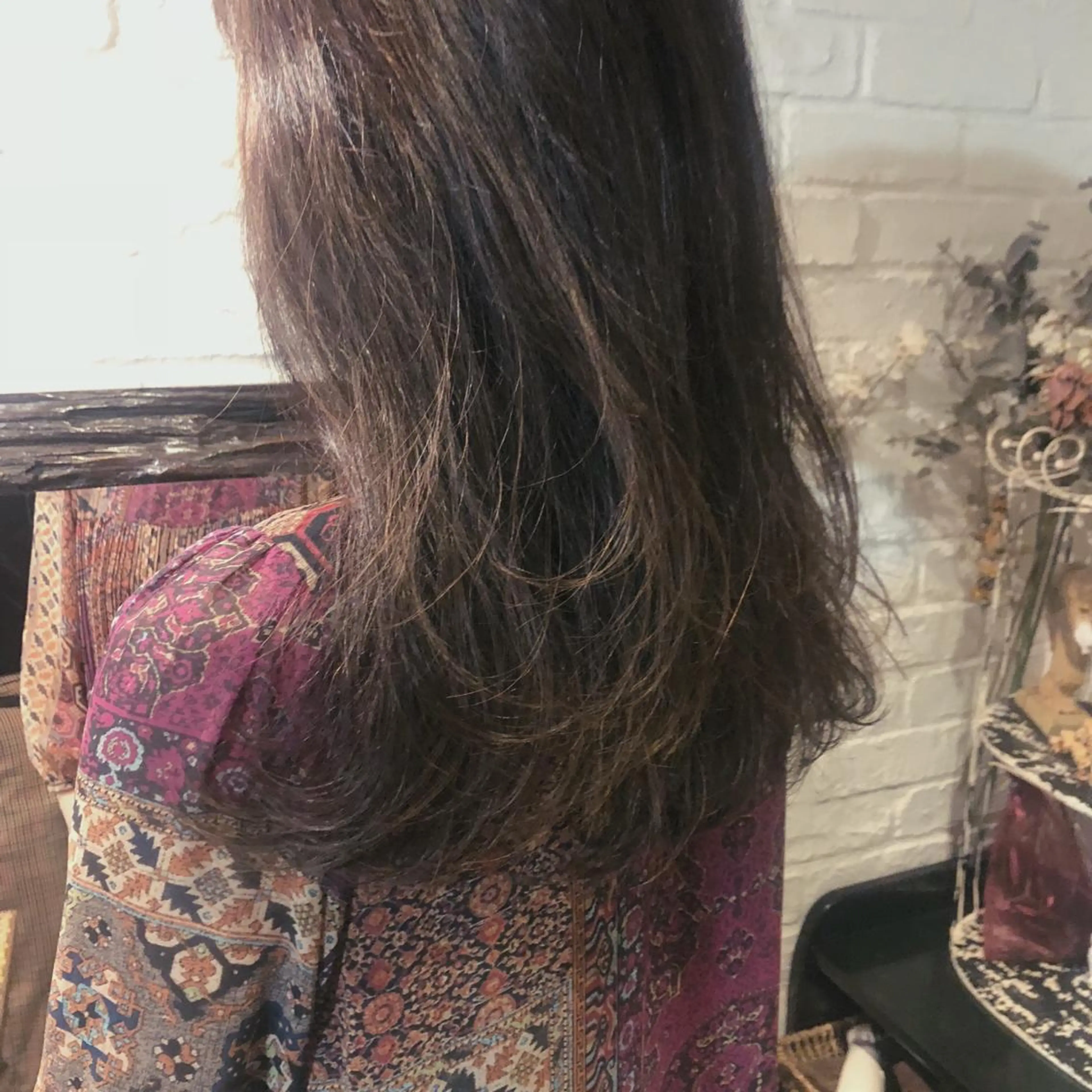 セミロング カラー ヘアカラー 吉川 愛美李のヘアスタイル