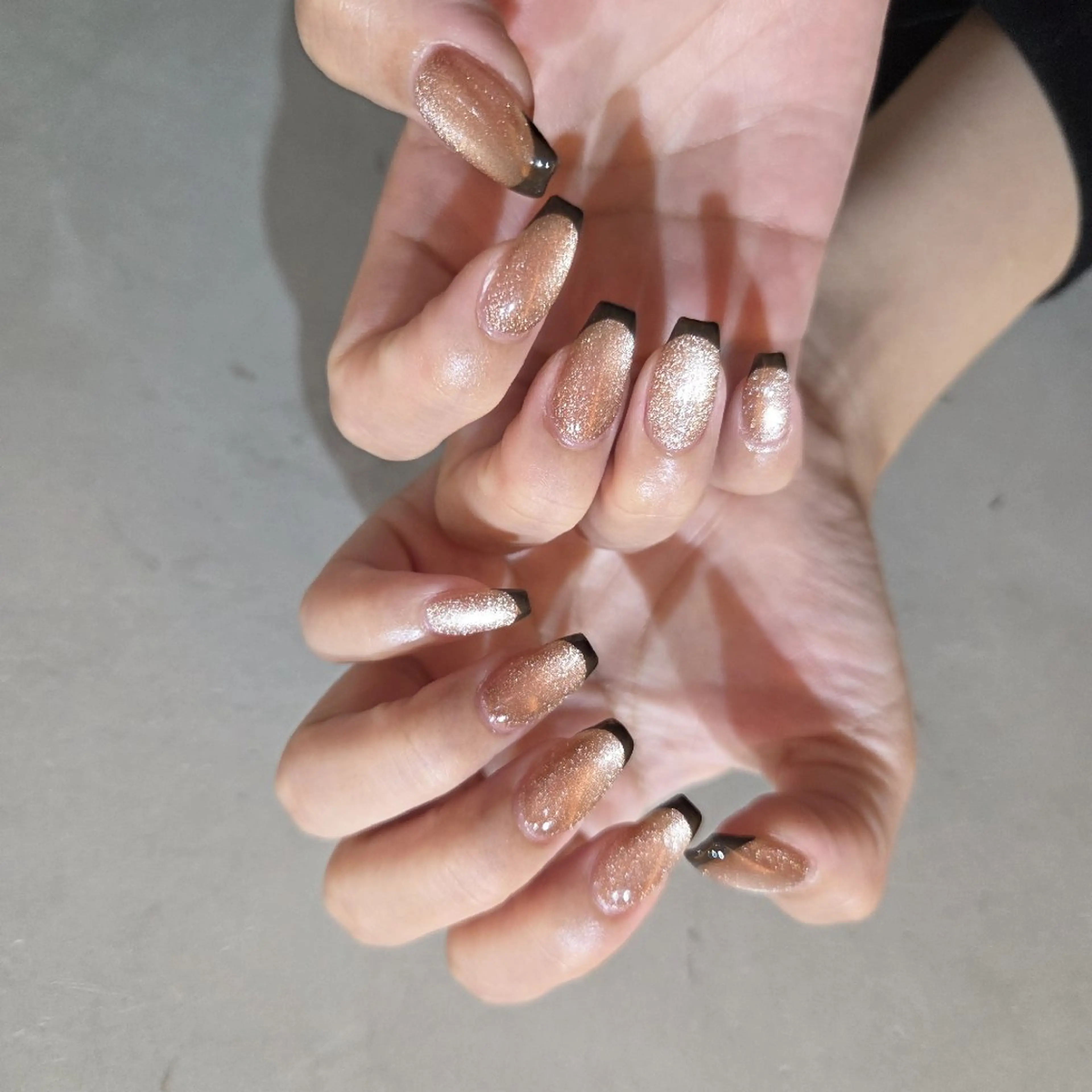 ネイル Rauna nailsalon のネイルデザイン
