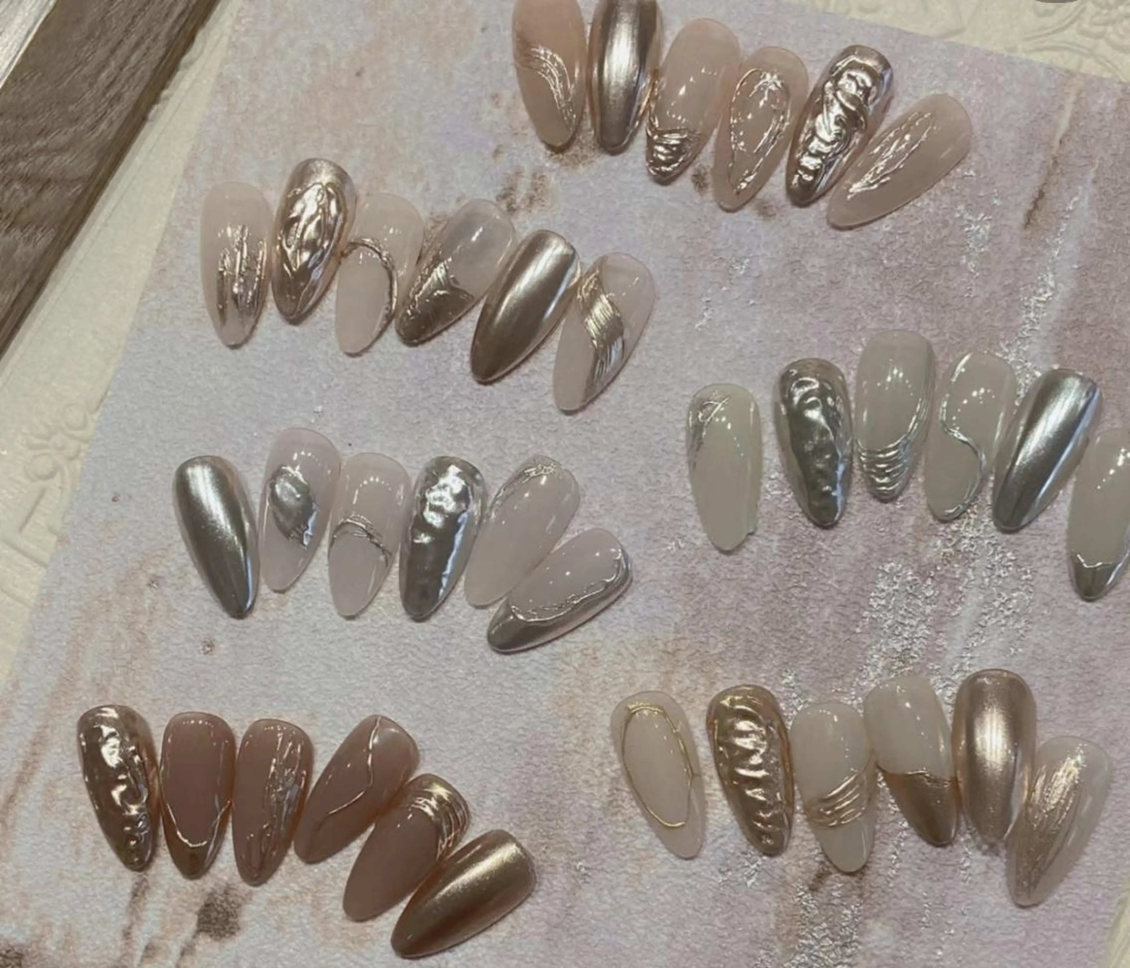 ネイル VIVIAN リサのネイルデザイン