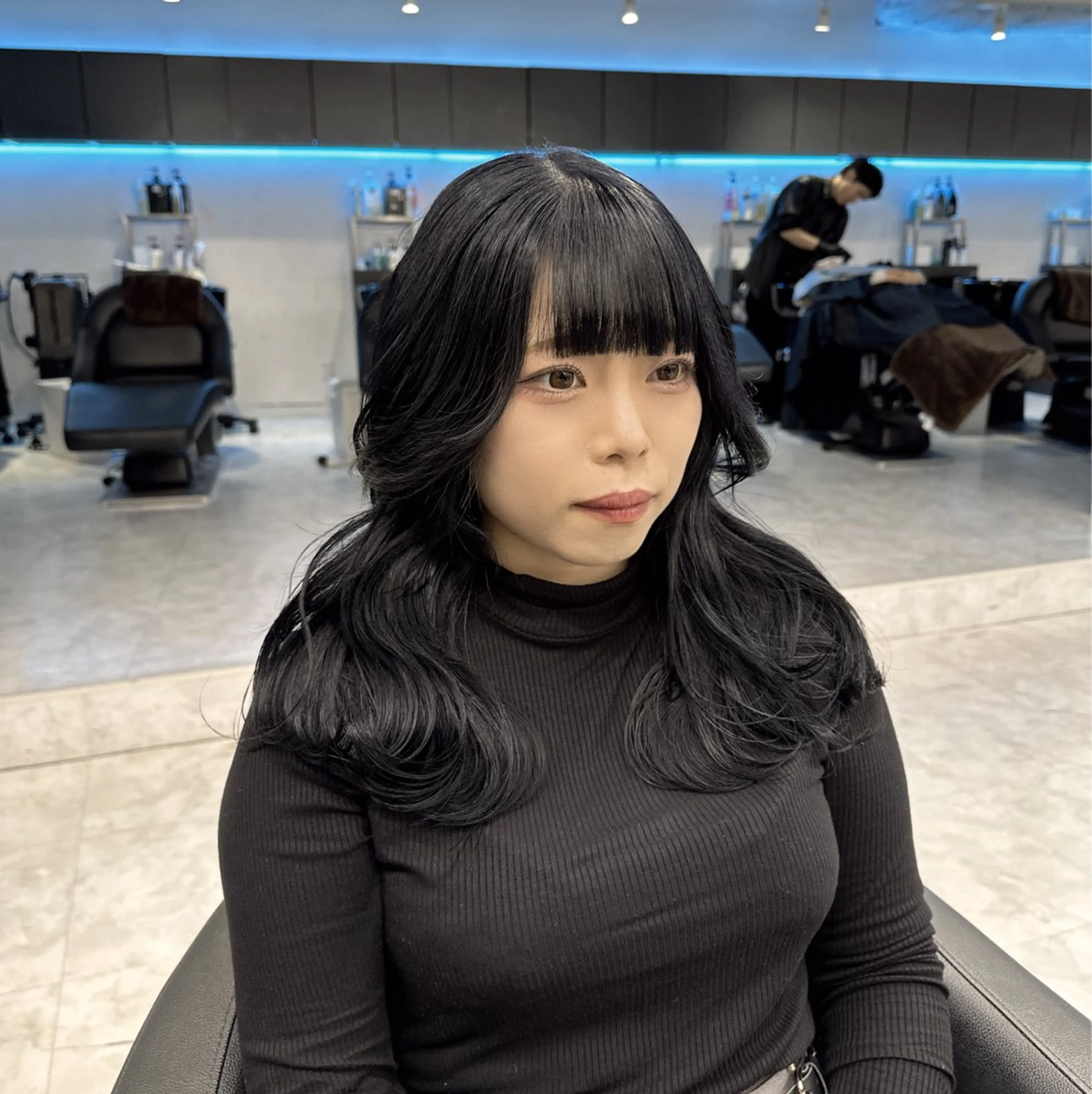 ロング カラー ヘアアレンジ 🌈艶カラー/ 韓国風レイヤーカットのヘアスタイル