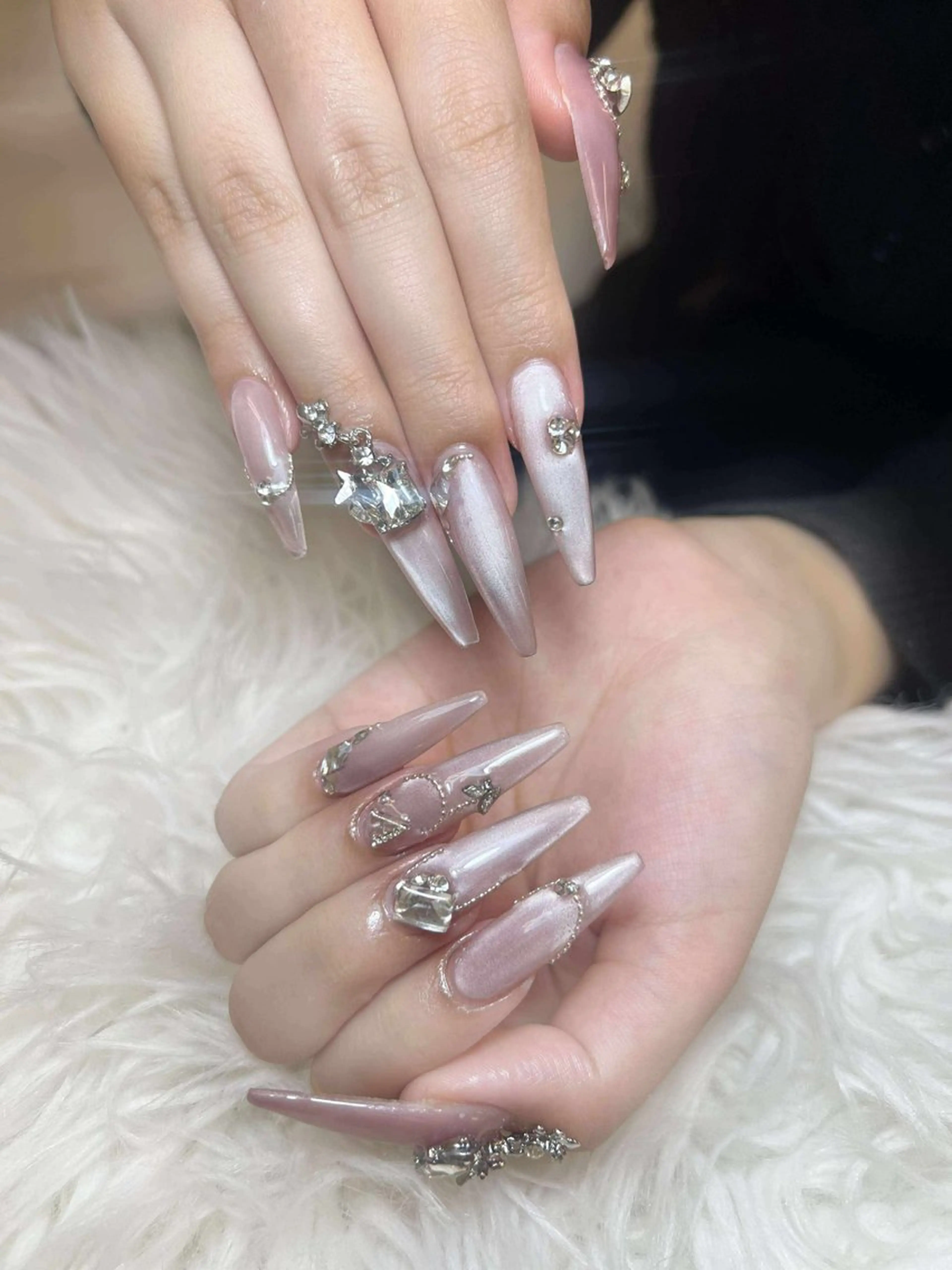 ネイル ハンドネイル ハンドケア Anh Nail 歌舞伎町のネイルデザイン