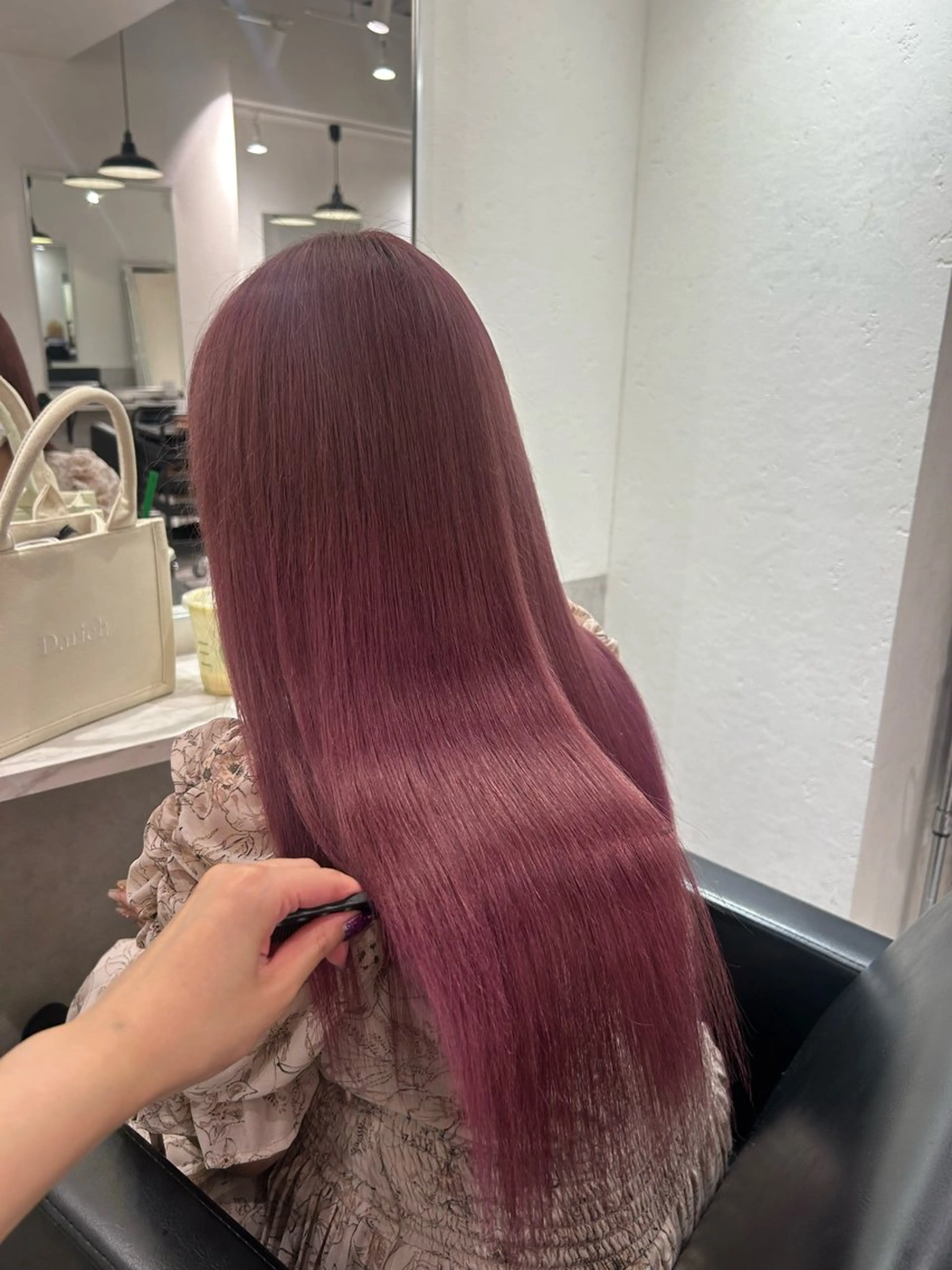 ロング ピンクラベンダー ヘアカラー バレイヤージュ/ ハイライトꔛyumeのヘアスタイル