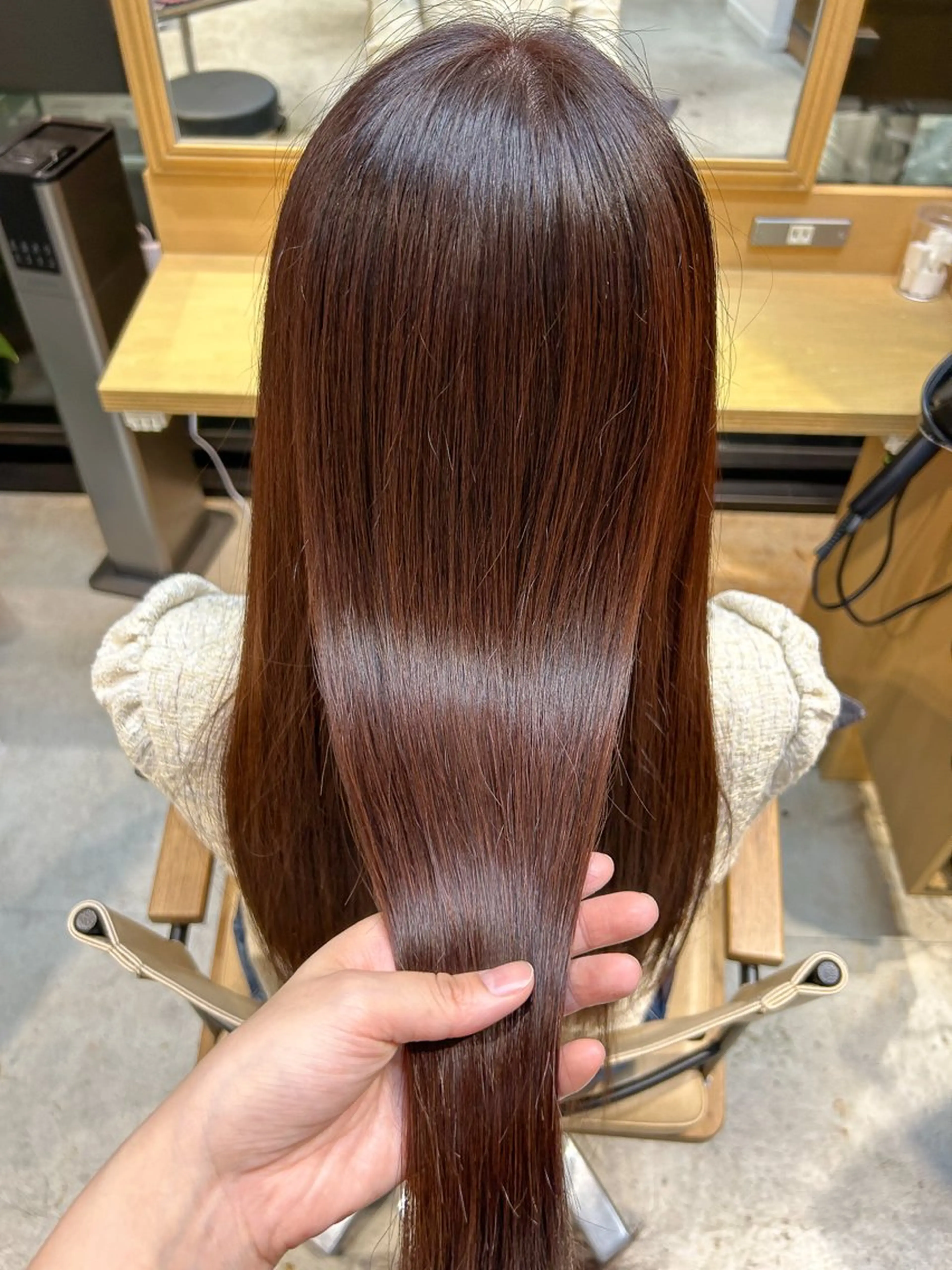 ロング カラー カット ヘアカラー トリートメント 石上 沙也香のヘアスタイル