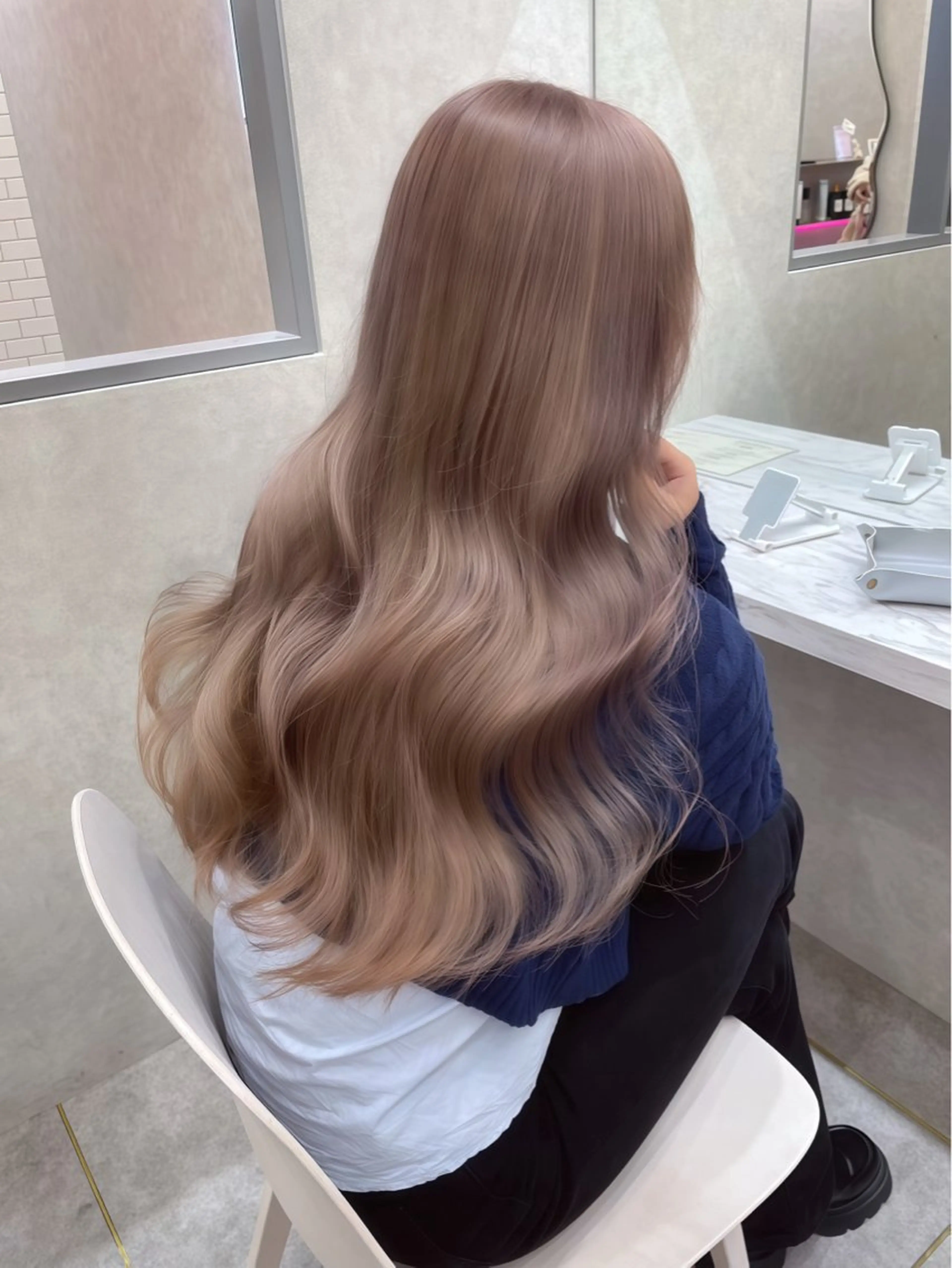 ロング カラー ヘアカラー トリートメント ケアブリーチ 韓国レイヤーKYONのヘアスタイル