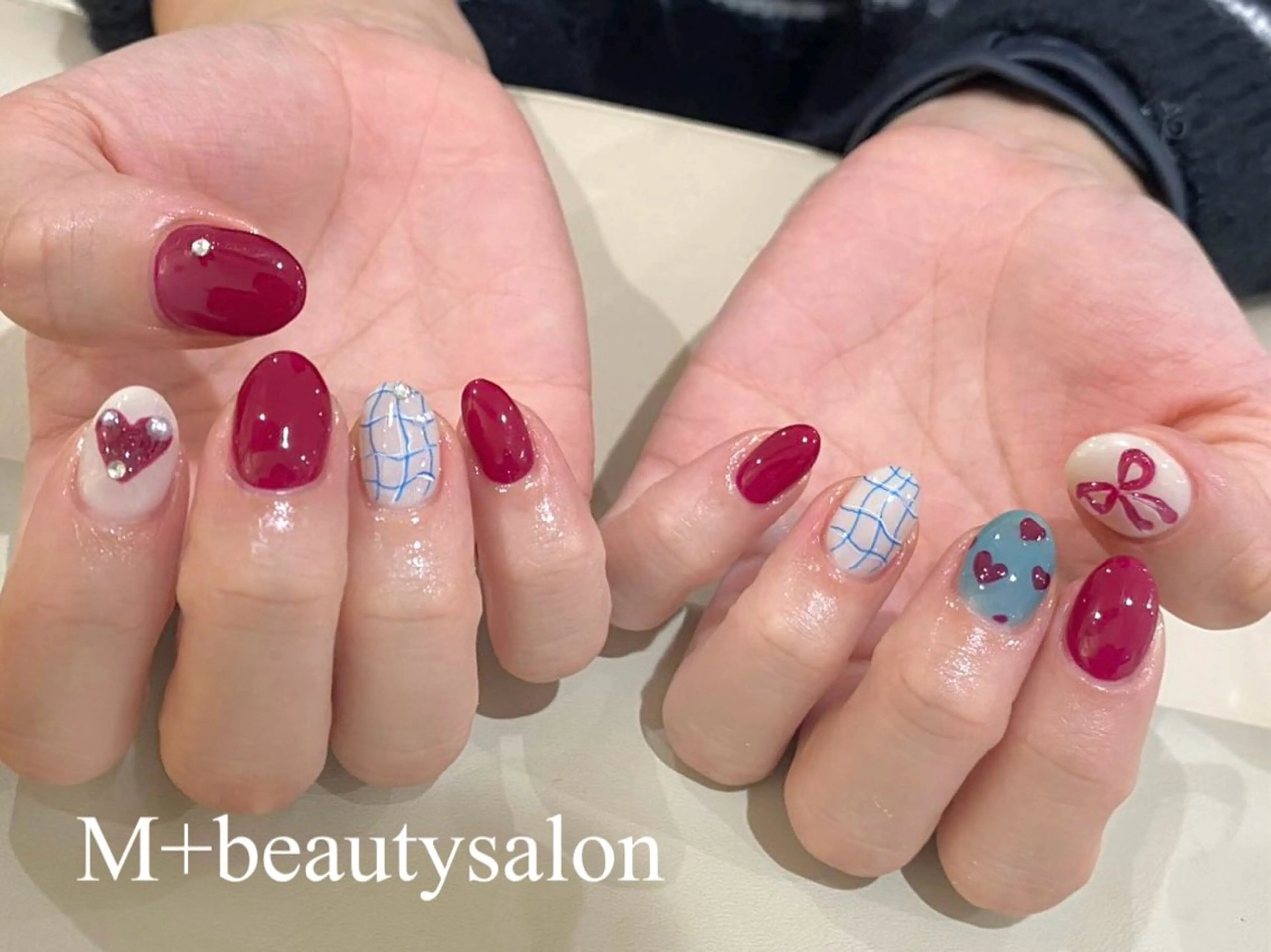 ネイル M+  Beauty Salonのネイルデザイン
