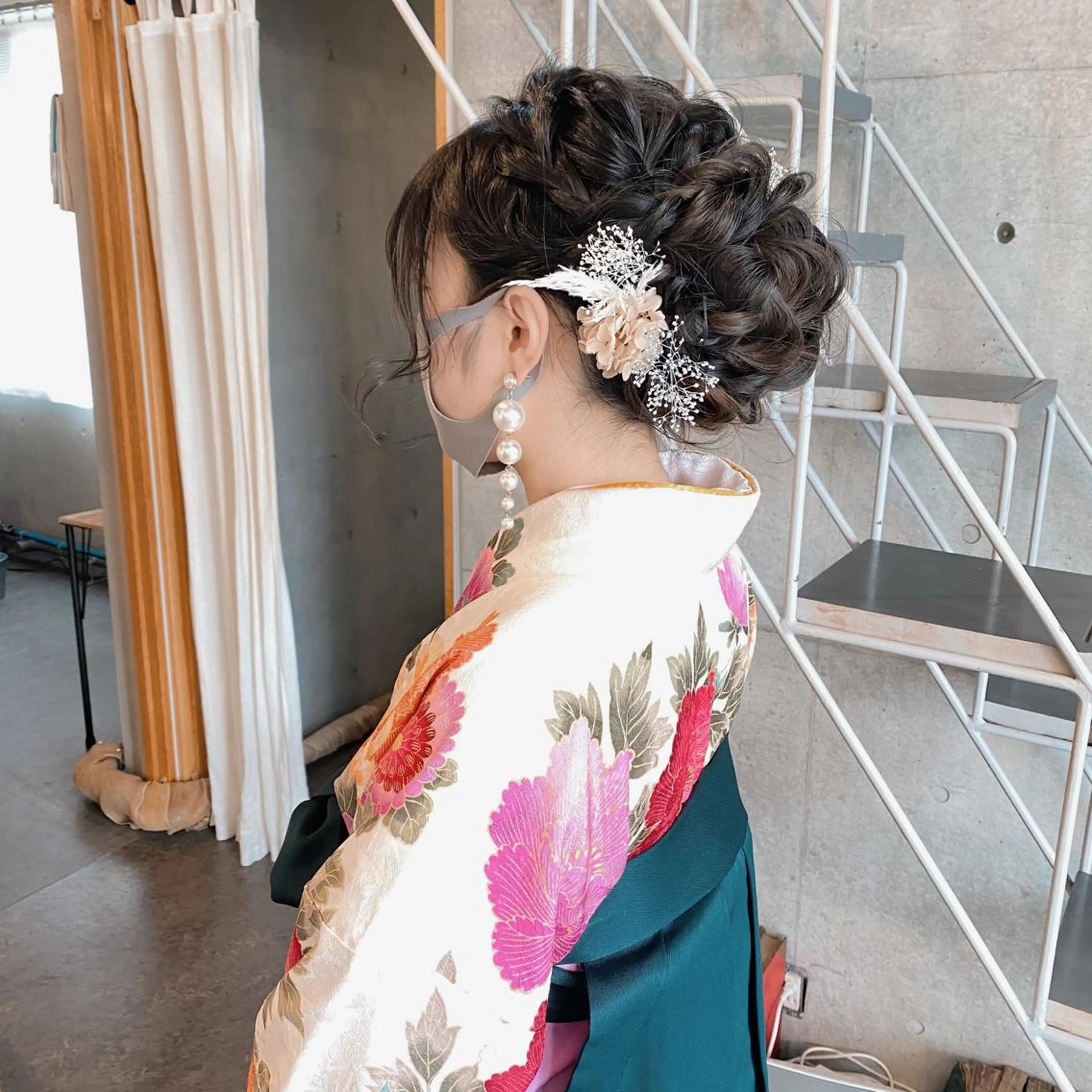 セミロング カラー パーマ ヘアアレンジ メンズ キッズ ネイル マツエク・マツパ モリモト サナのヘアスタイル