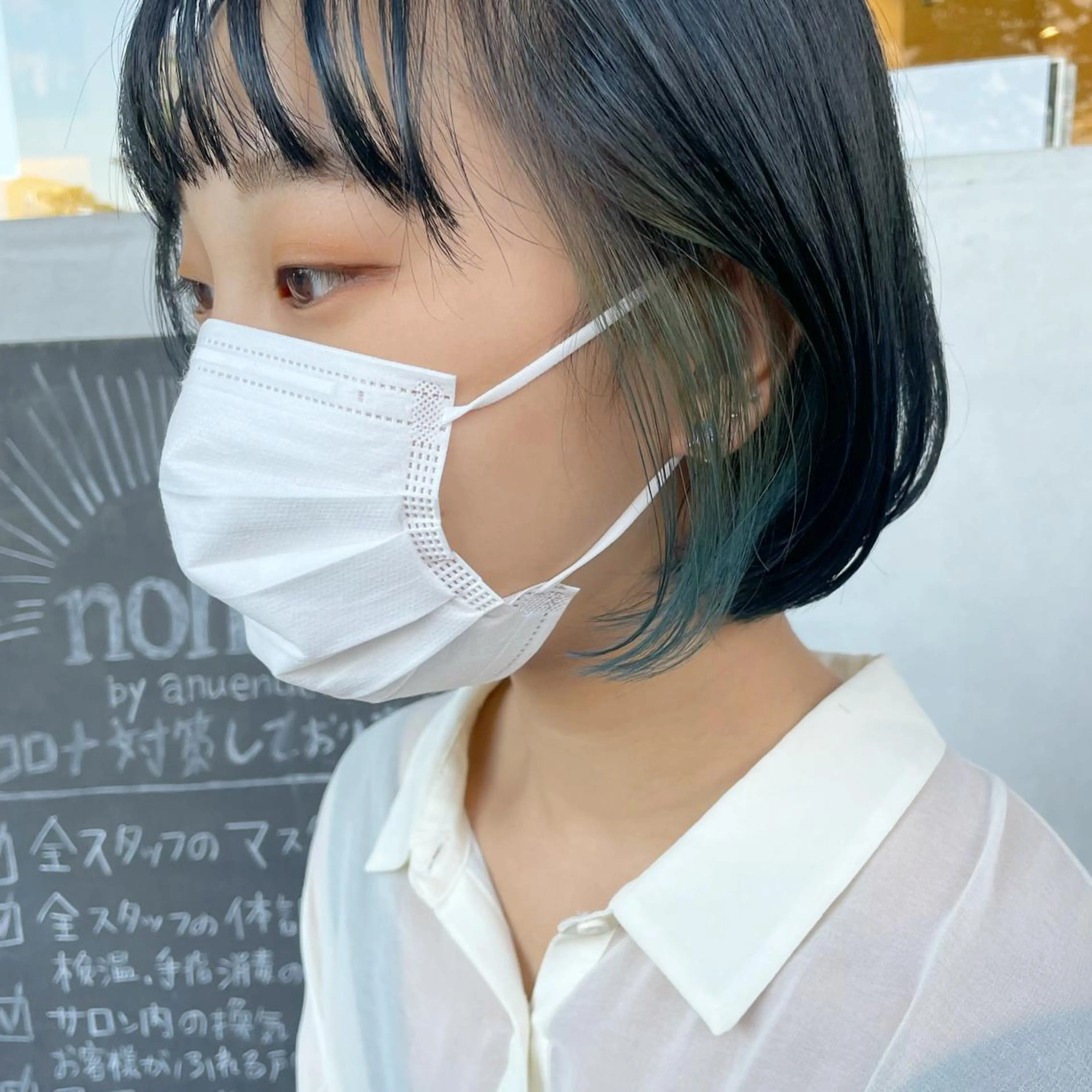 ショート カラー ヘアカラー 小森 樹奈のヘアスタイル