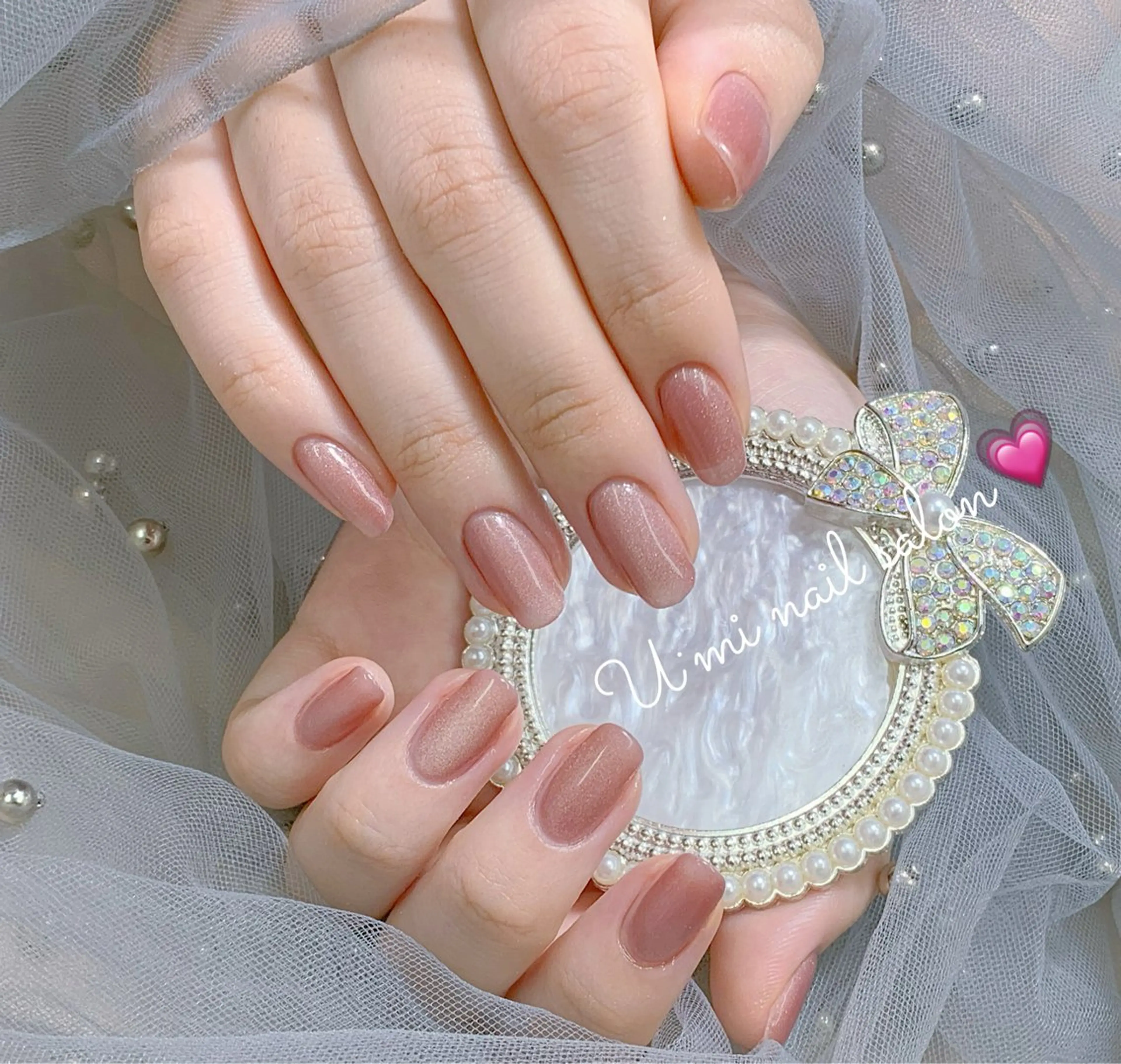 ネイル マグネットネイル マグネットワンカラー ワンカラーネイル U·Mi nail salon所属・U·Mi 上野御徒町容のネイルデザイン