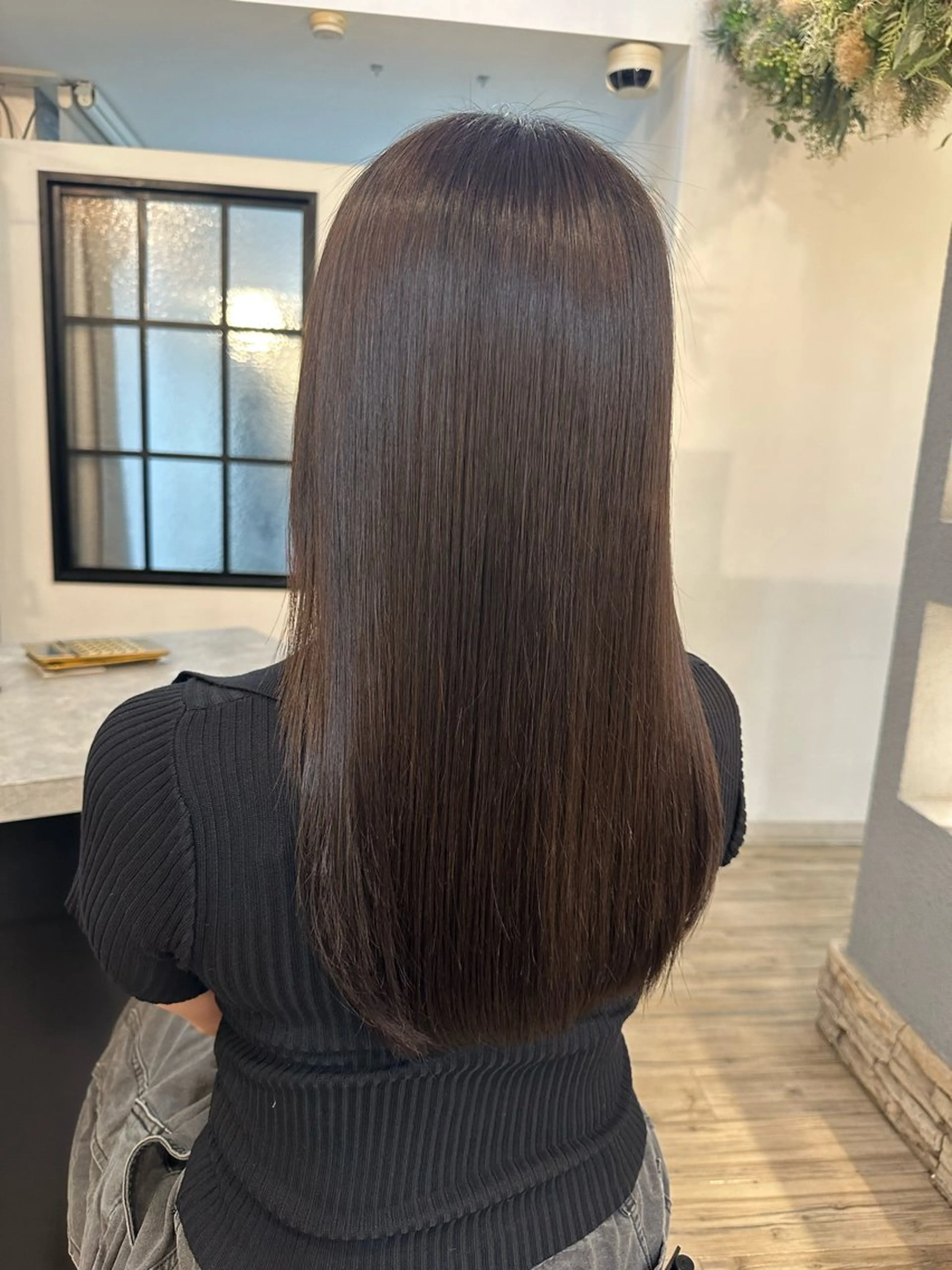 ミディアム パーマ 縮毛矯正 カット 縮毛矯正 sato ayaka ｜透明感カラー🫧のヘアスタイル
