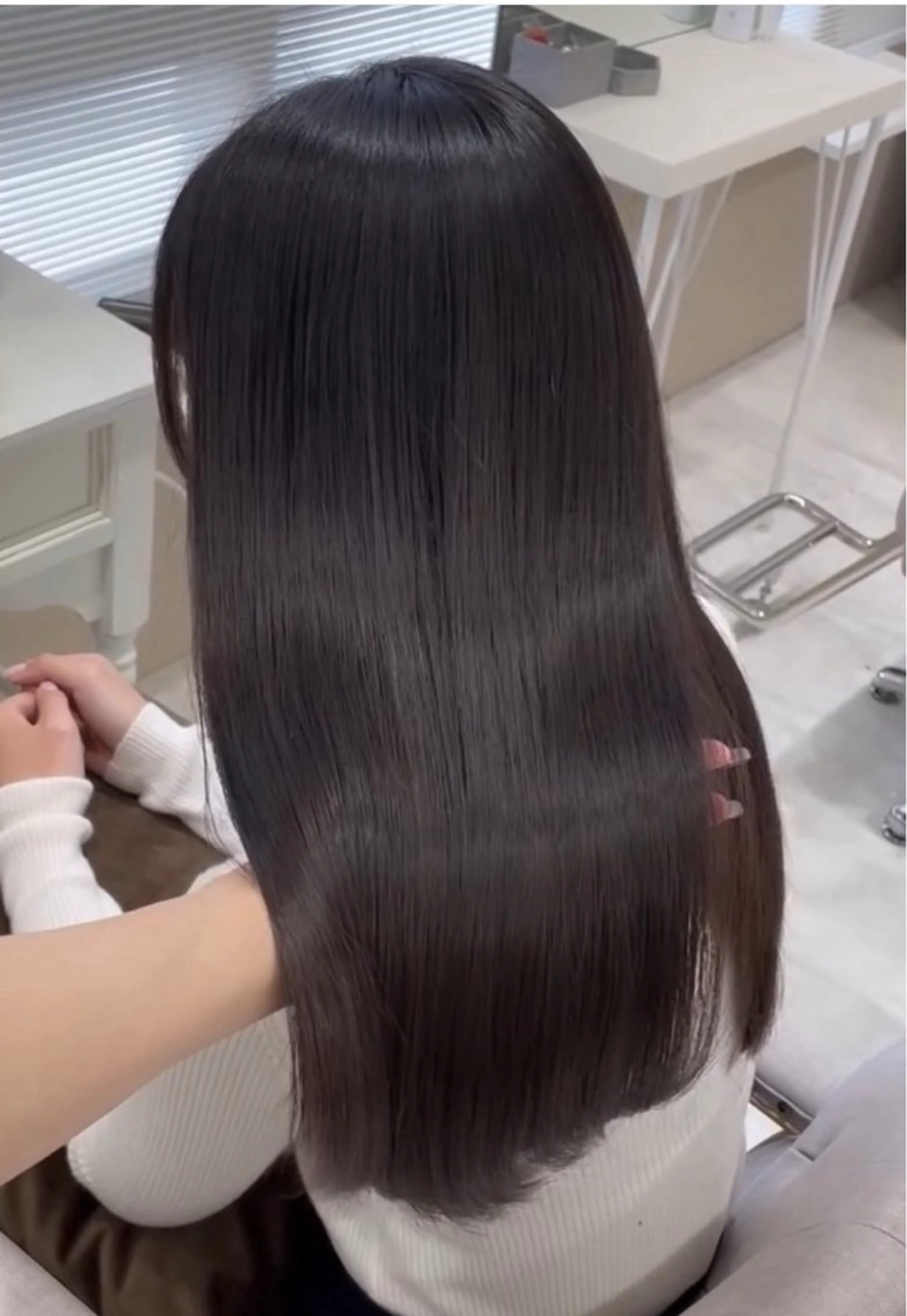 セミロング 四日市｜長野✨ 縮毛矯正✨髪質改善✨のヘアスタイル