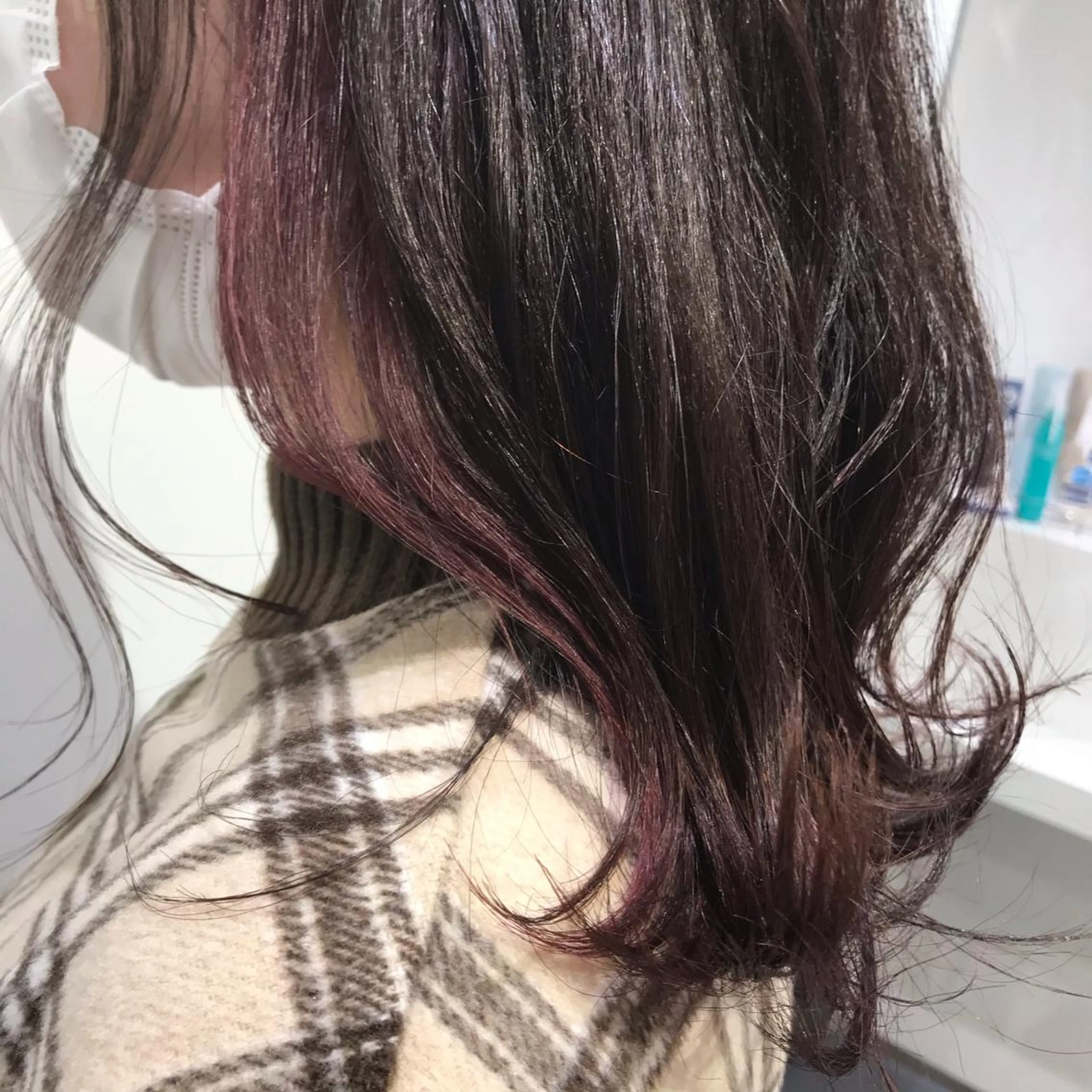 セミロング カラー イヤリングカラー ラベンダーカラー ピンクカラー ピンクラベンダー ヘアカラー トリートメント 暖色カラー🌹 中山由梨のヘアスタイル