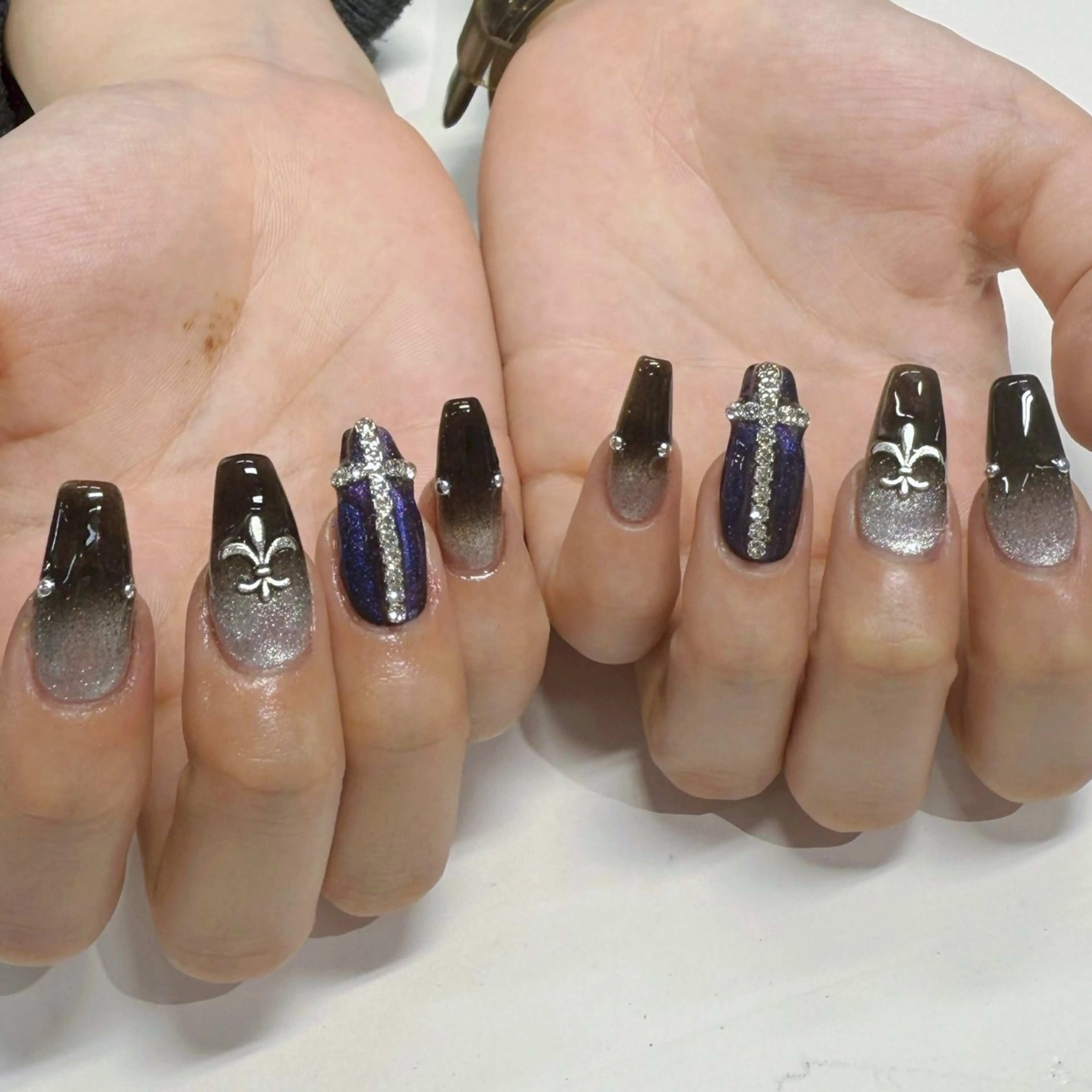 ネイル WOLTOKYO kahoのネイルデザイン