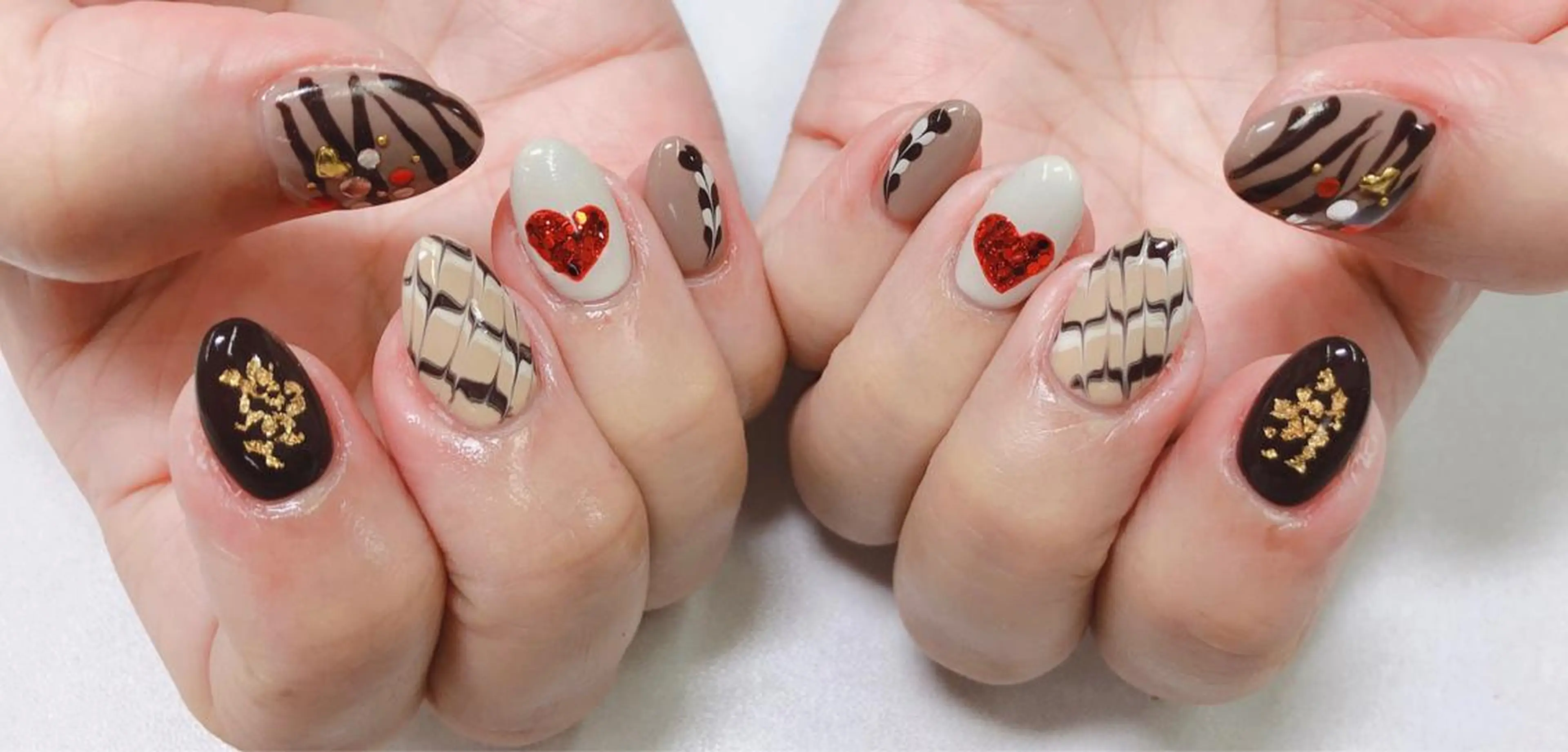 ネイル バレンタイン ハンドネイル Riz nailのネイルデザイン