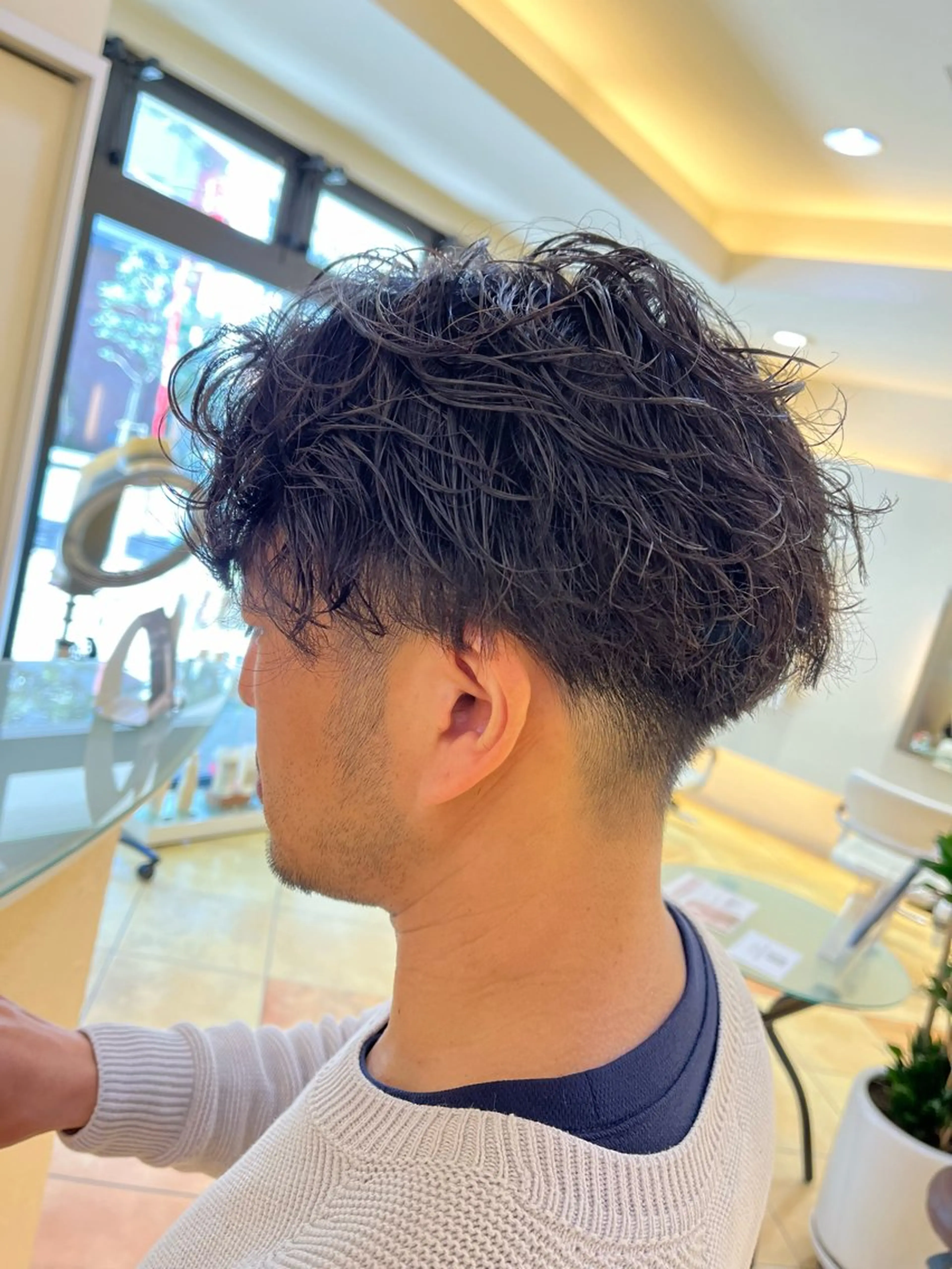 パーマ メンズ マッシュ メンズパーマ 刈り上げ スパイラルパーマ カット パーマ メンズパーマ特化 外山　健太のヘアスタイル