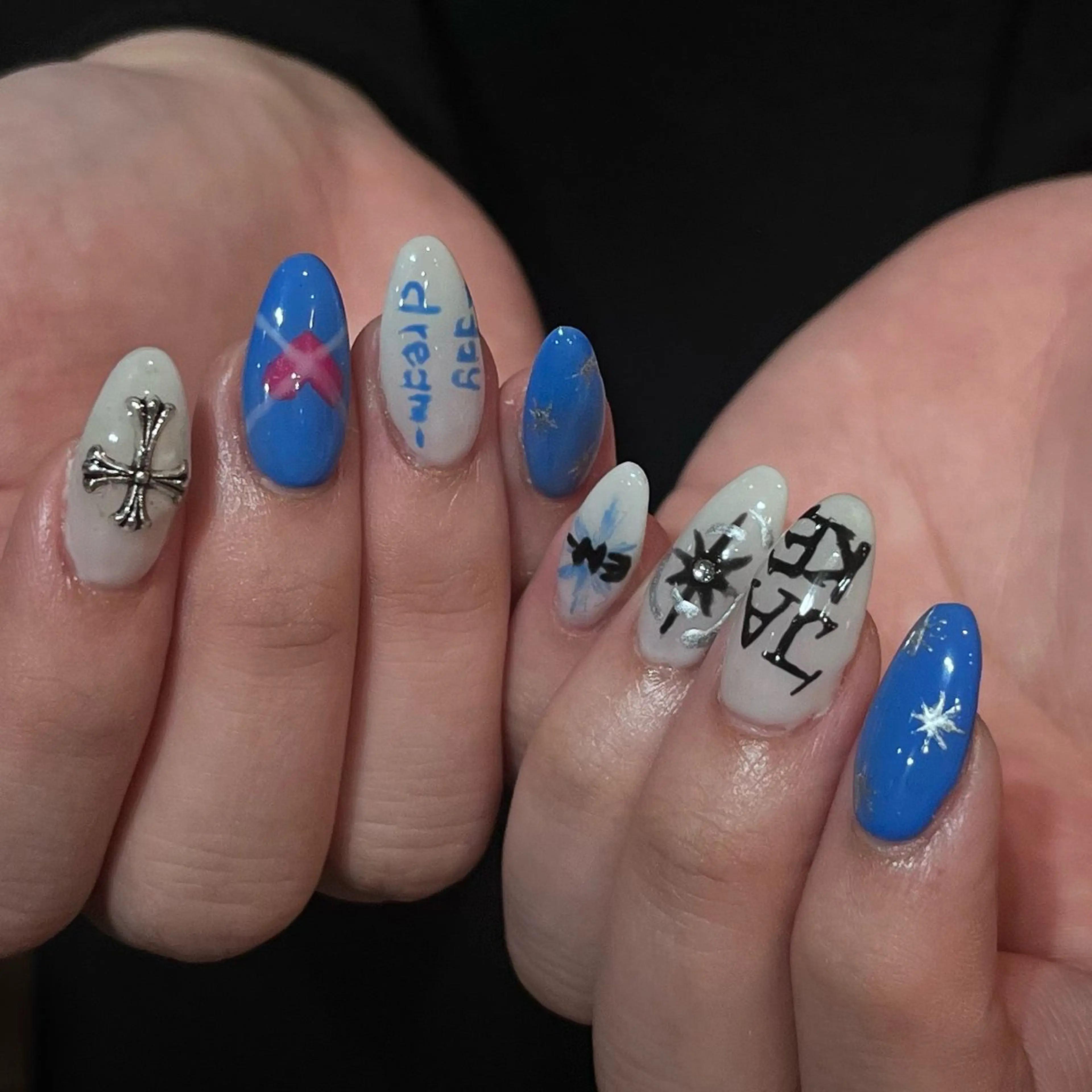 ネイル ハンドネイル 🩶レイナ🩶 color/nailのヘアスタイル