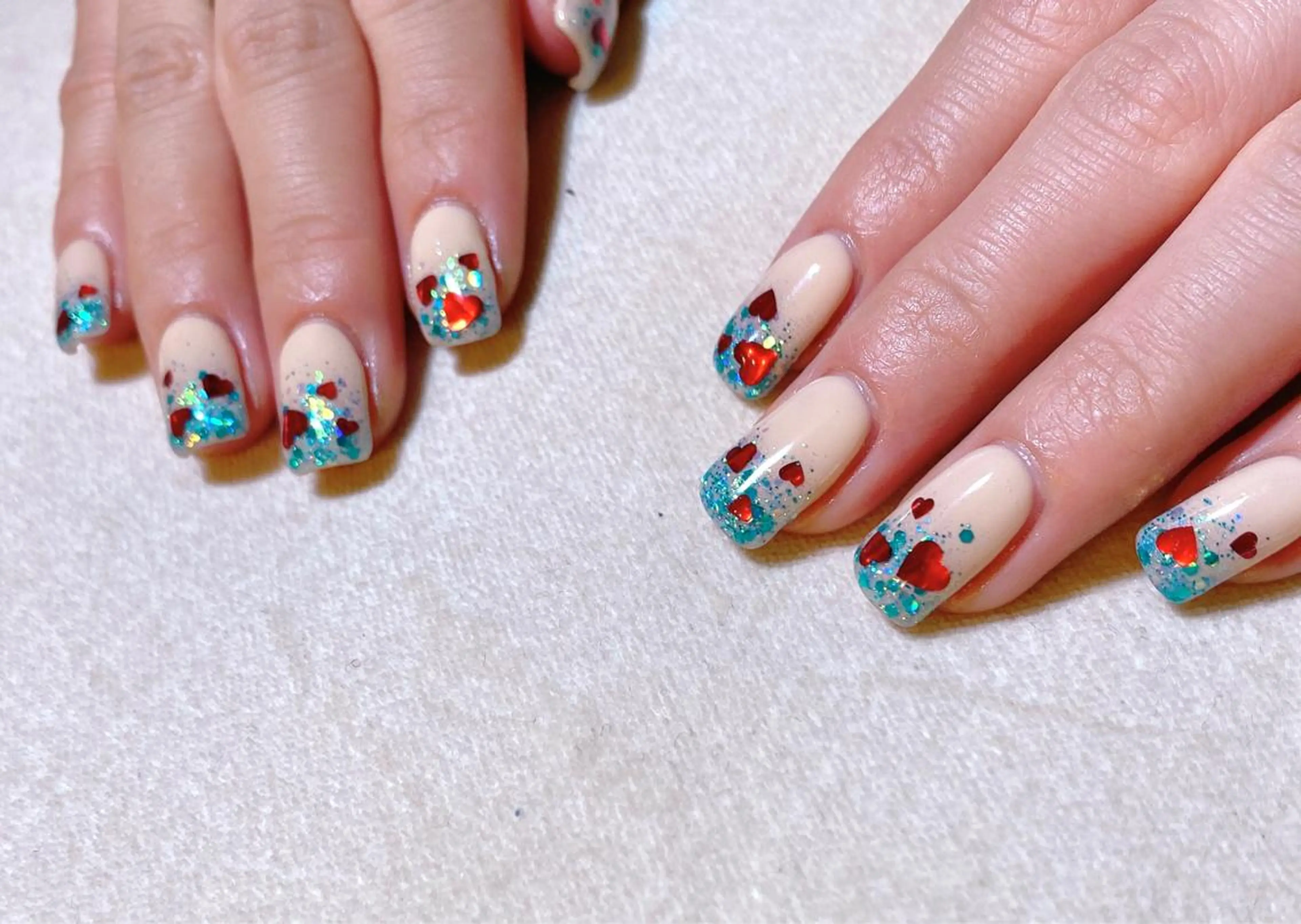 ネイル ホログラムネイル ハンドネイル Nail Room Bellisのネイルデザイン