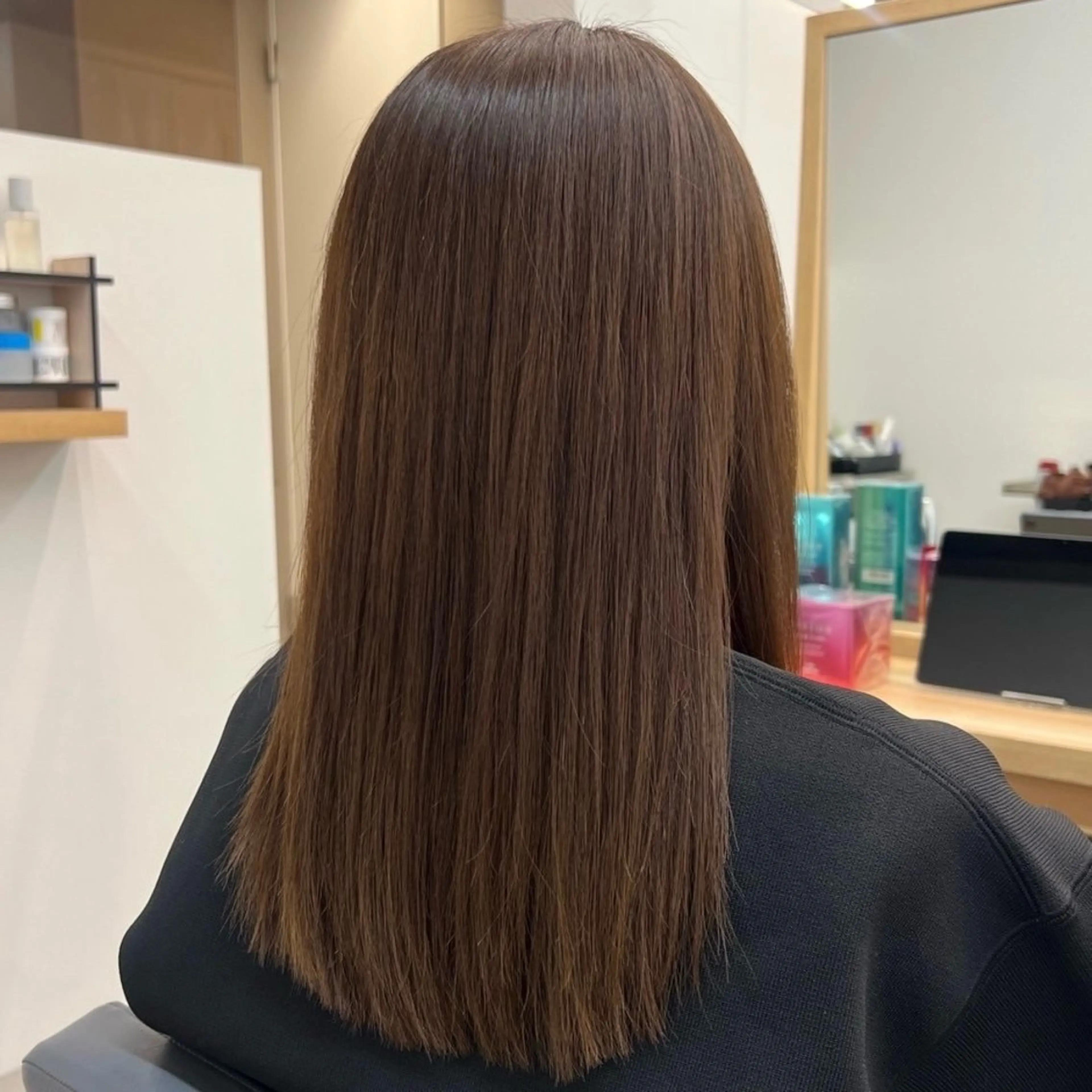 セミロング カラー カット はらゆか🦄レディー スカット🧸のヘアスタイル