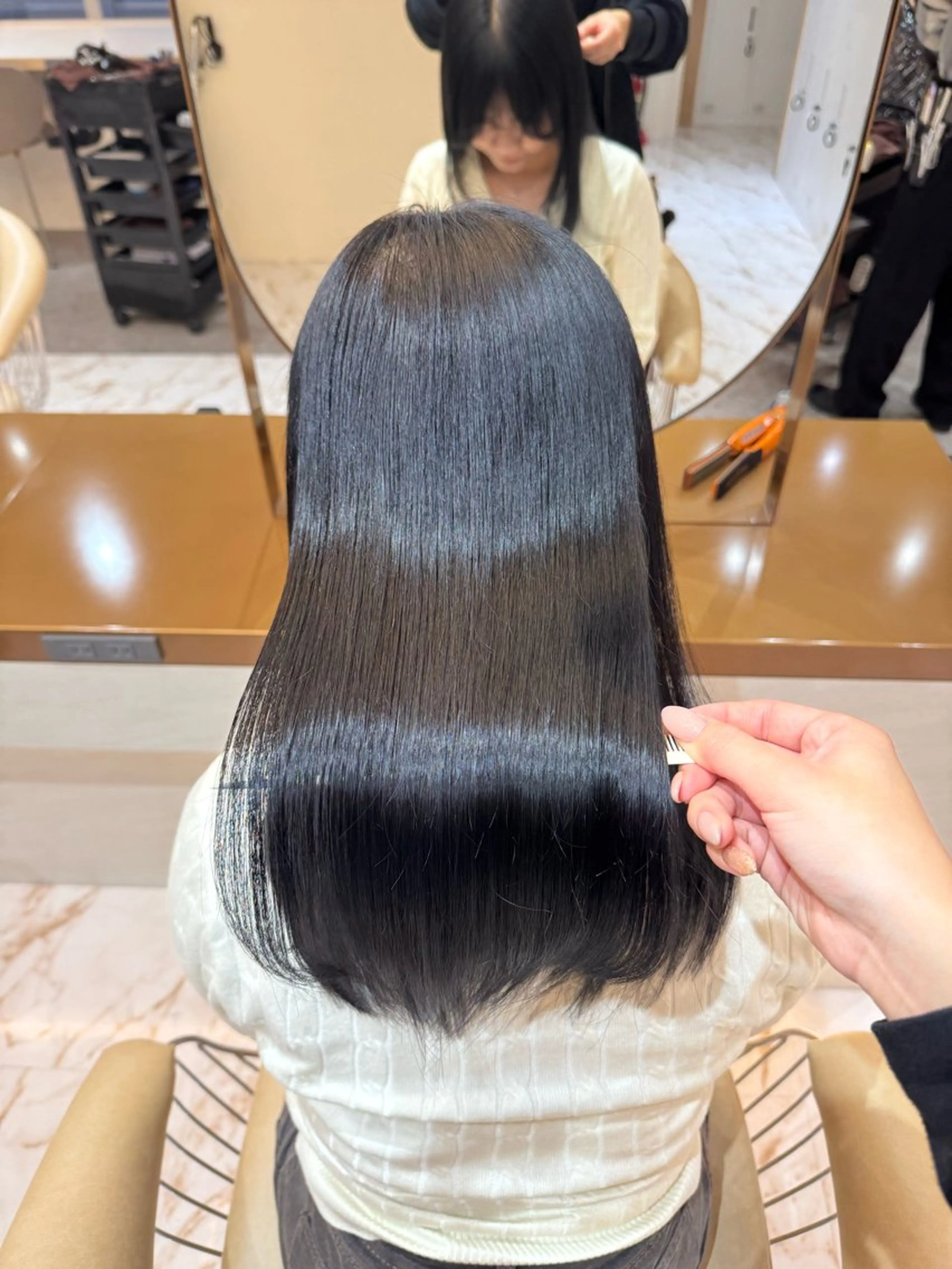 ミディアム カラー 髪質改善 カット ヘアカラー トリートメント ♡盛れるレイヤー× 艶透明感/にしじま♡のヘアスタイル