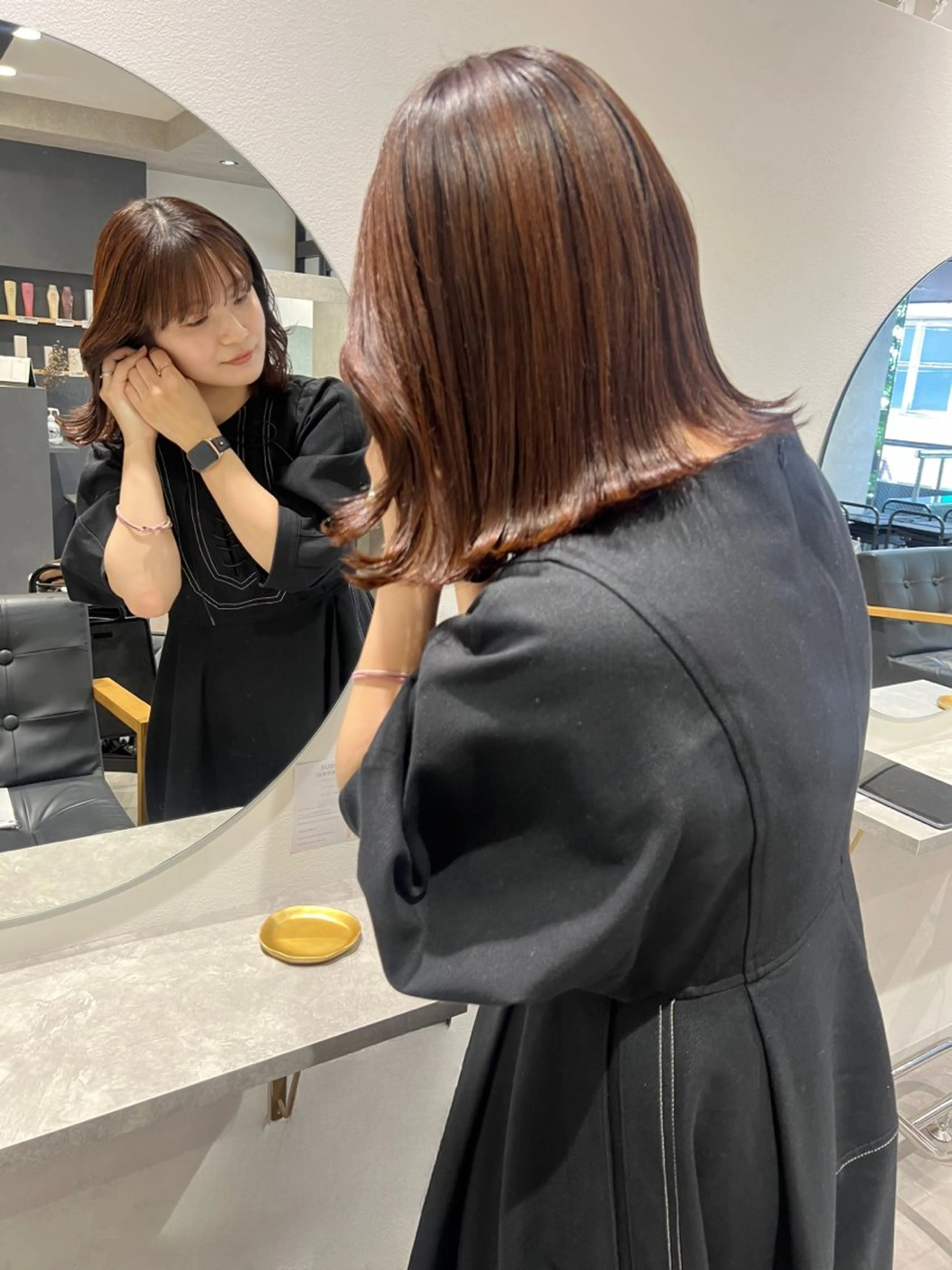 ミディアム くびれヘア レイヤーカット AI TOKYO　S所属・mizuki 【韓国レイヤー】のヘアスタイル