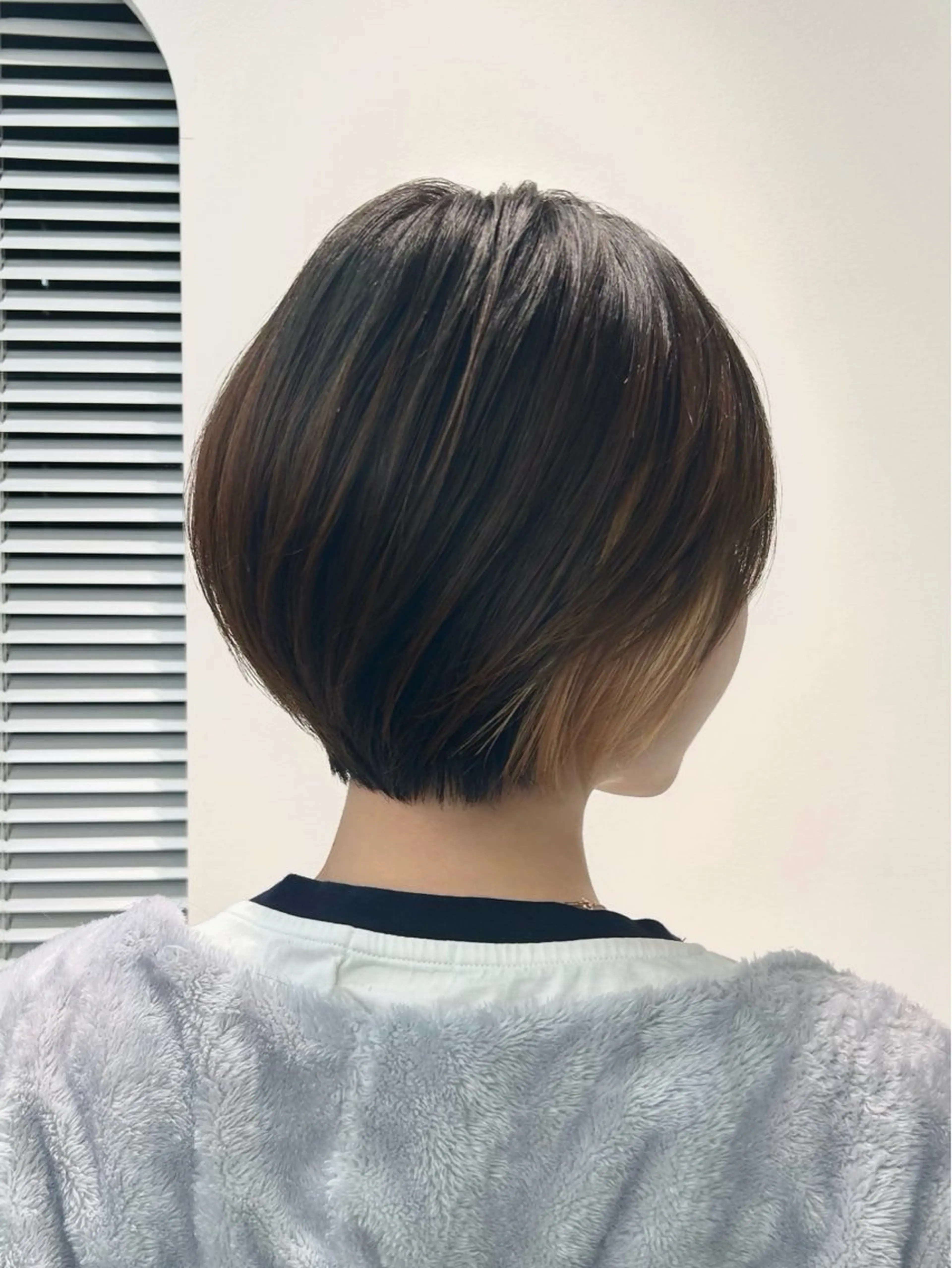 ショート 綾/ベージュカラー /パーマ🩰のヘアスタイル