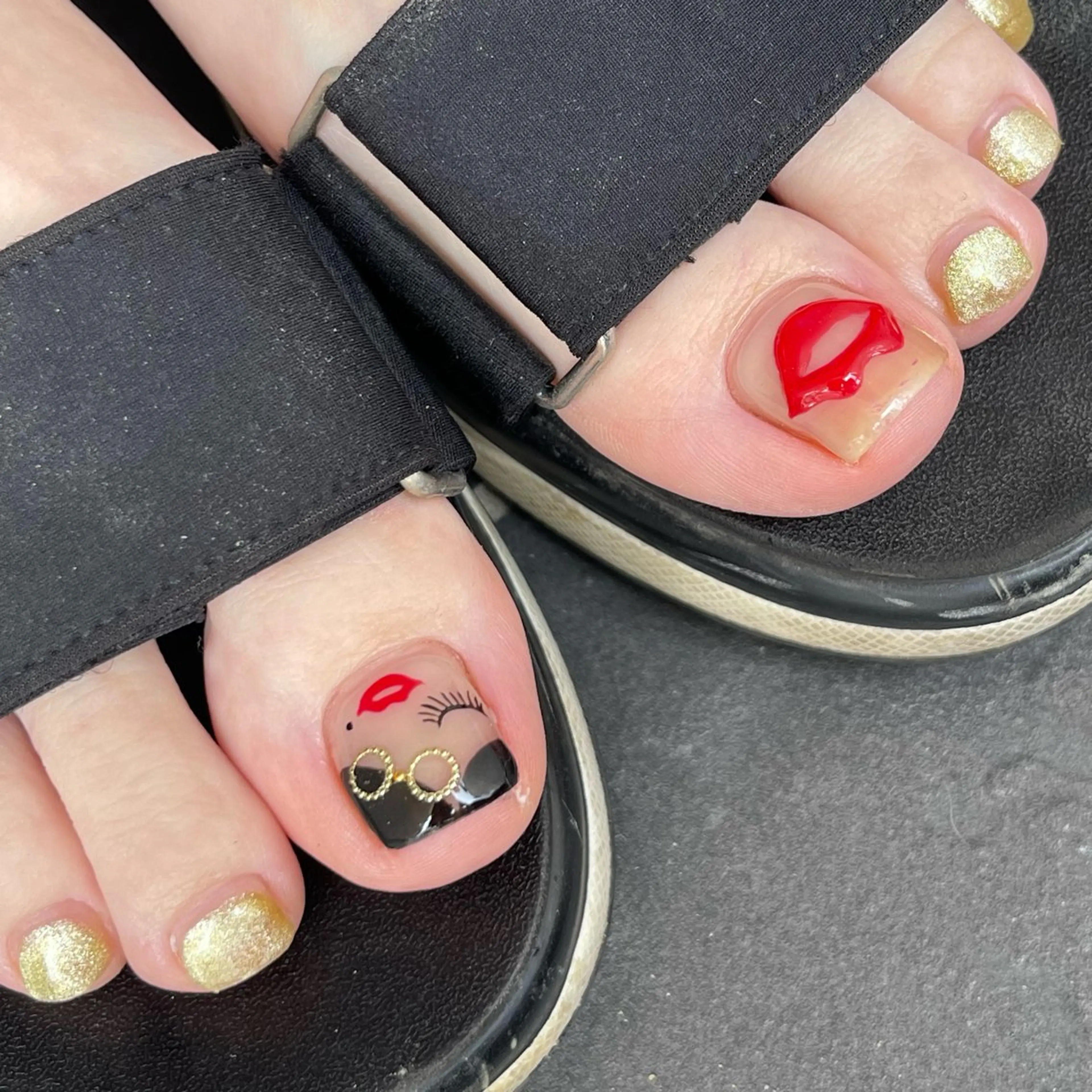 ネイル フットネイル Luccica nailのネイルデザイン