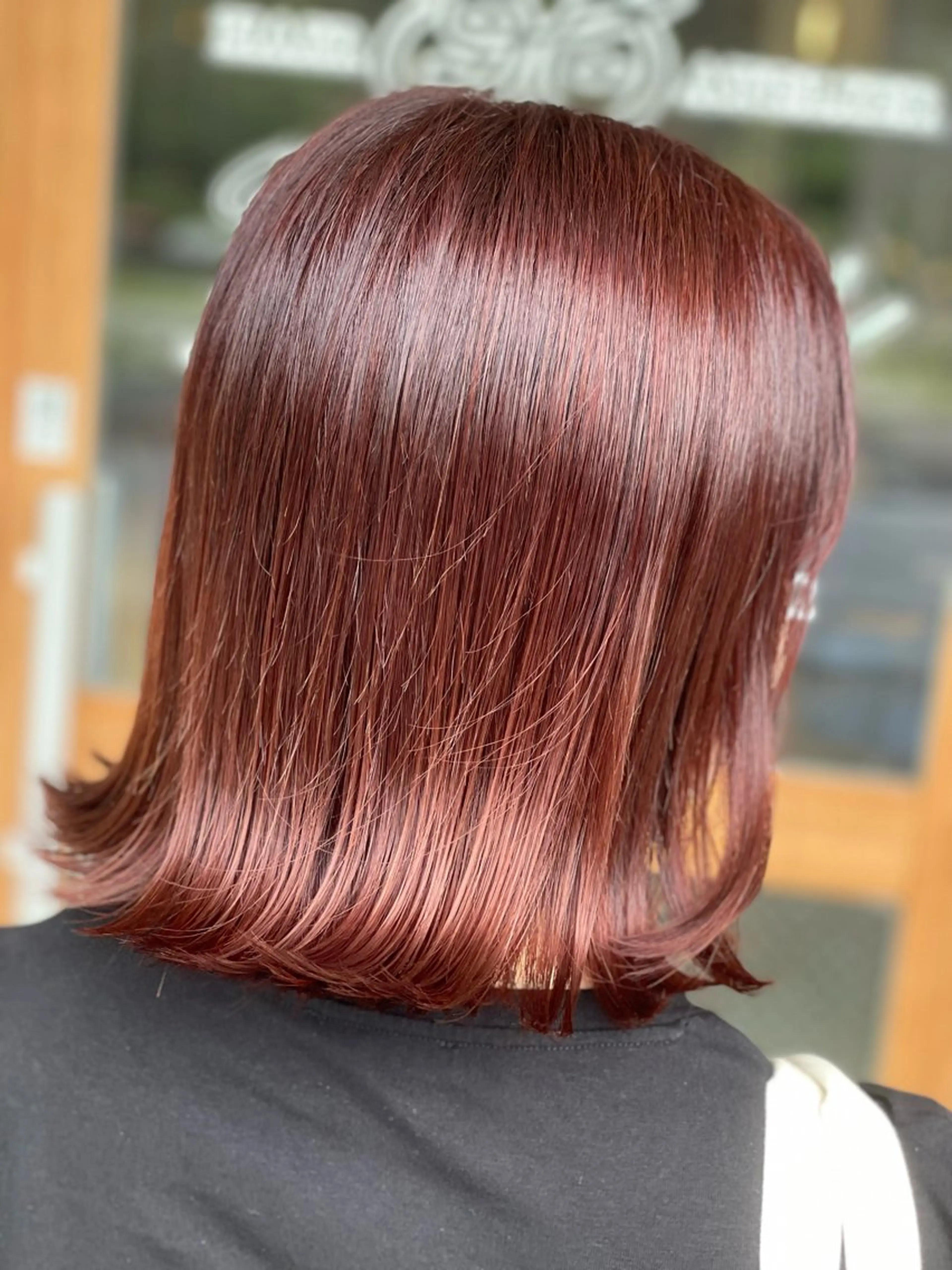 セミロング カラー オレンジ ピンクカラー 顔まわりレイヤー 顔周りカット レイヤーカット Snaly カラー特化ページのヘアスタイル