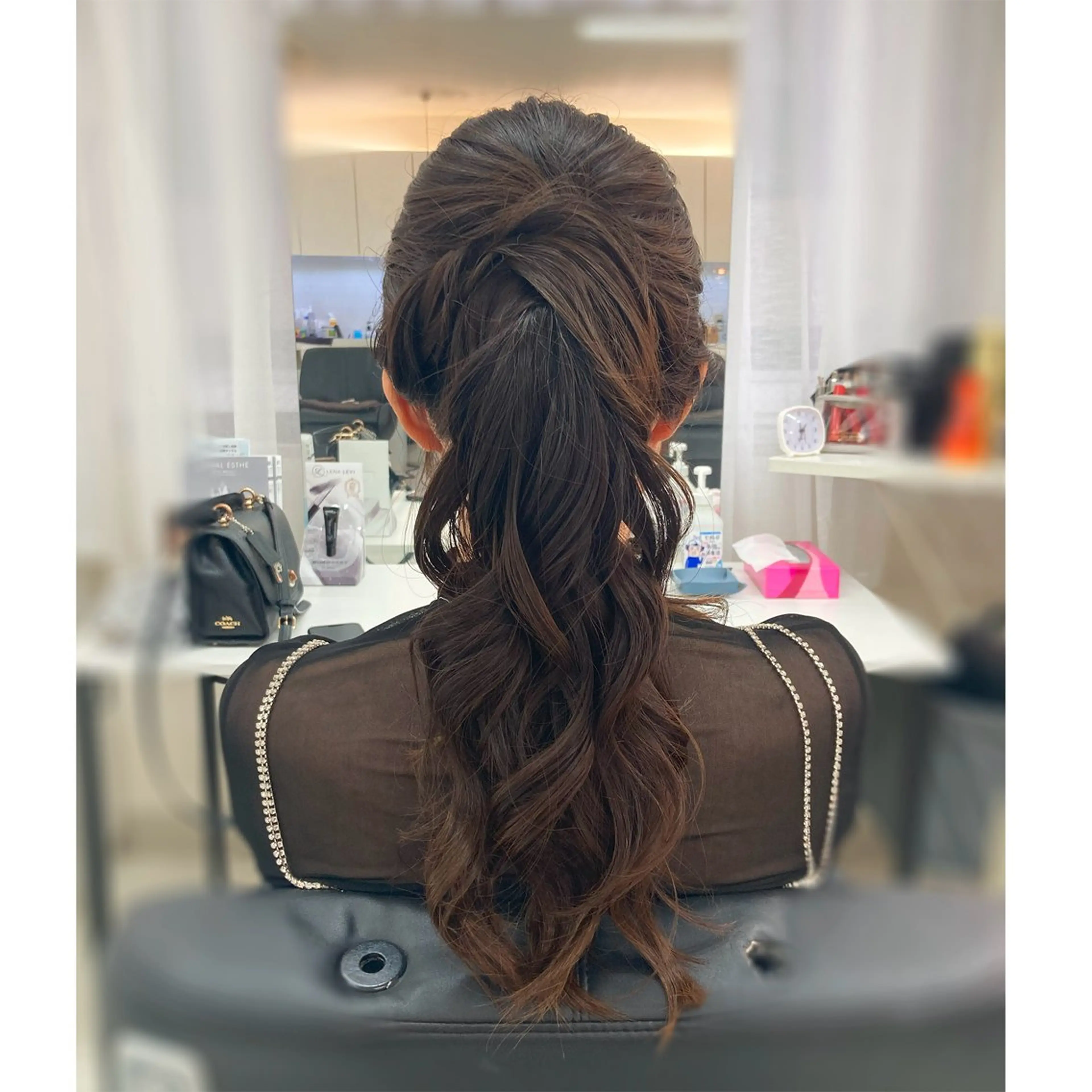 ヘアアレンジ ポニーテール かわしま ゆうみの眉毛・アイブロウイメージ