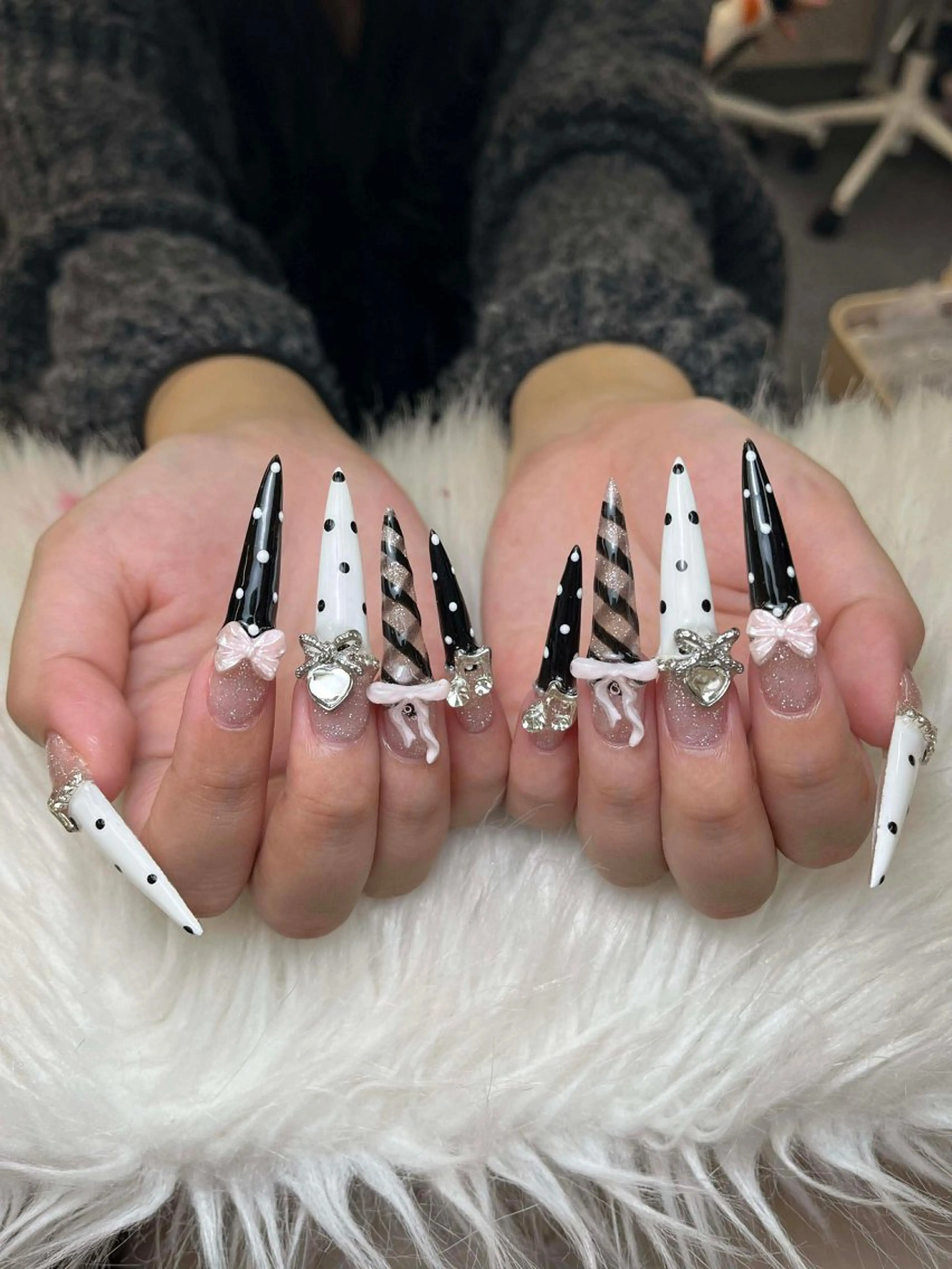 ネイル アートネイル 成人式 ジェルネイル ニュアンスネイル 夏ネイル ハンドネイル Jenn Nail Salonのネイルデザイン