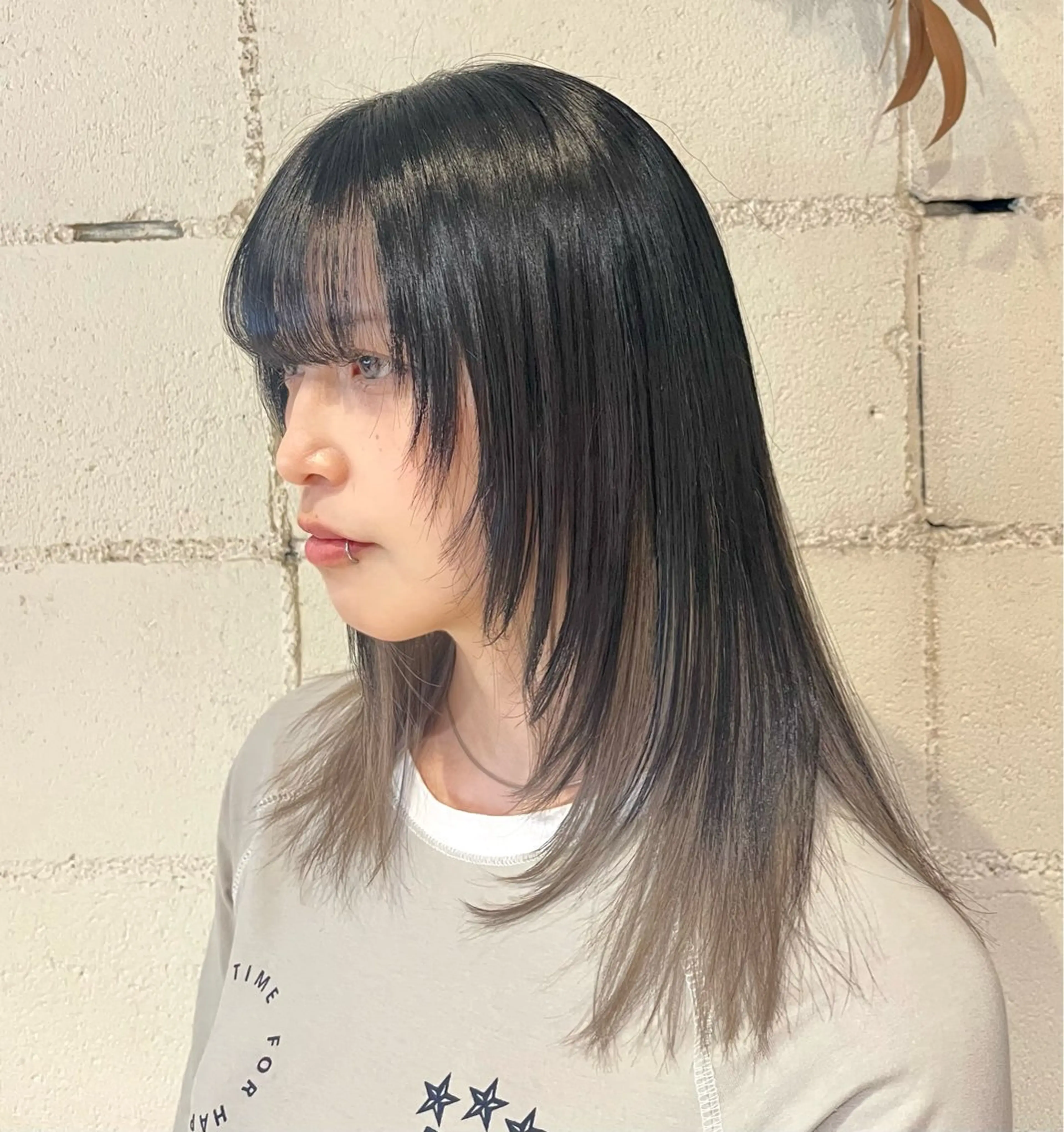 ミディアム カラー 黒髪 グレージュ ヘアカラー さとう ちほみ🐼のヘアスタイル