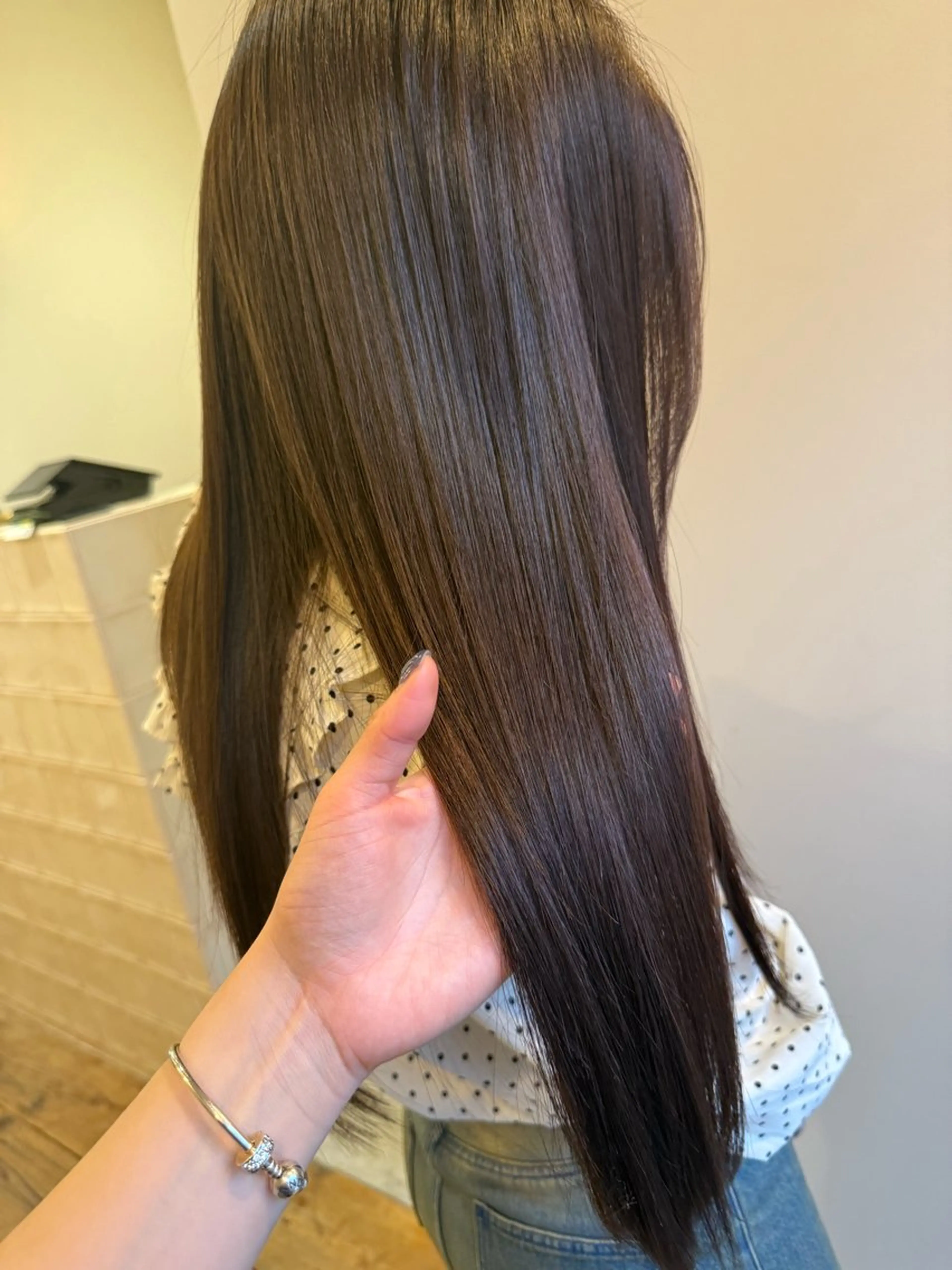 ロング カット ヘアカラー トリートメント U too e’s 鎌倉🌿堀岡千紘のヘアスタイル