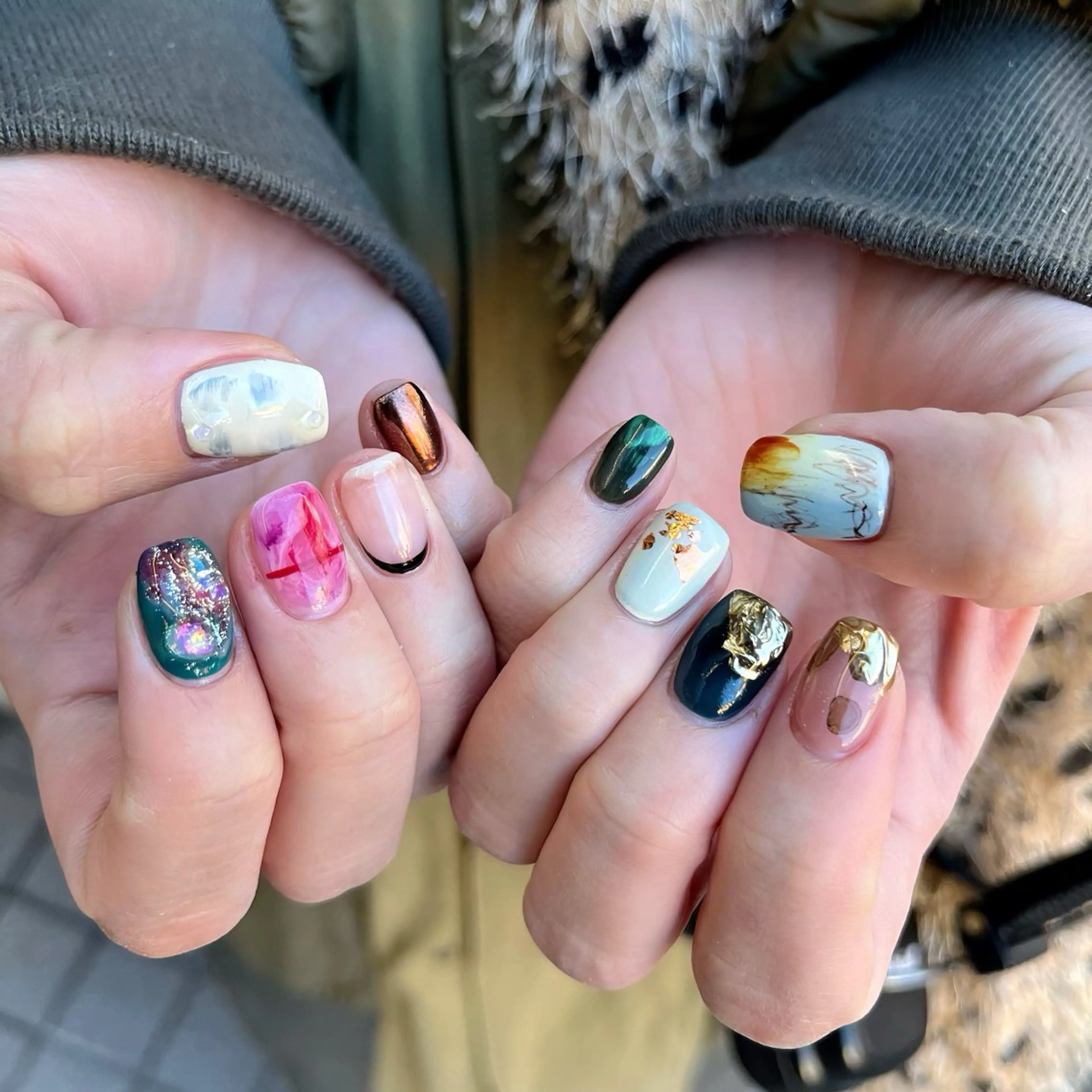 ネイル オーロラネイル ミラーネイル ニュアンスネイル ワンカラーネイル ワンホンネイル ハンドネイル 🫧OPELIA NAIL渋谷🫧のネイルデザイン