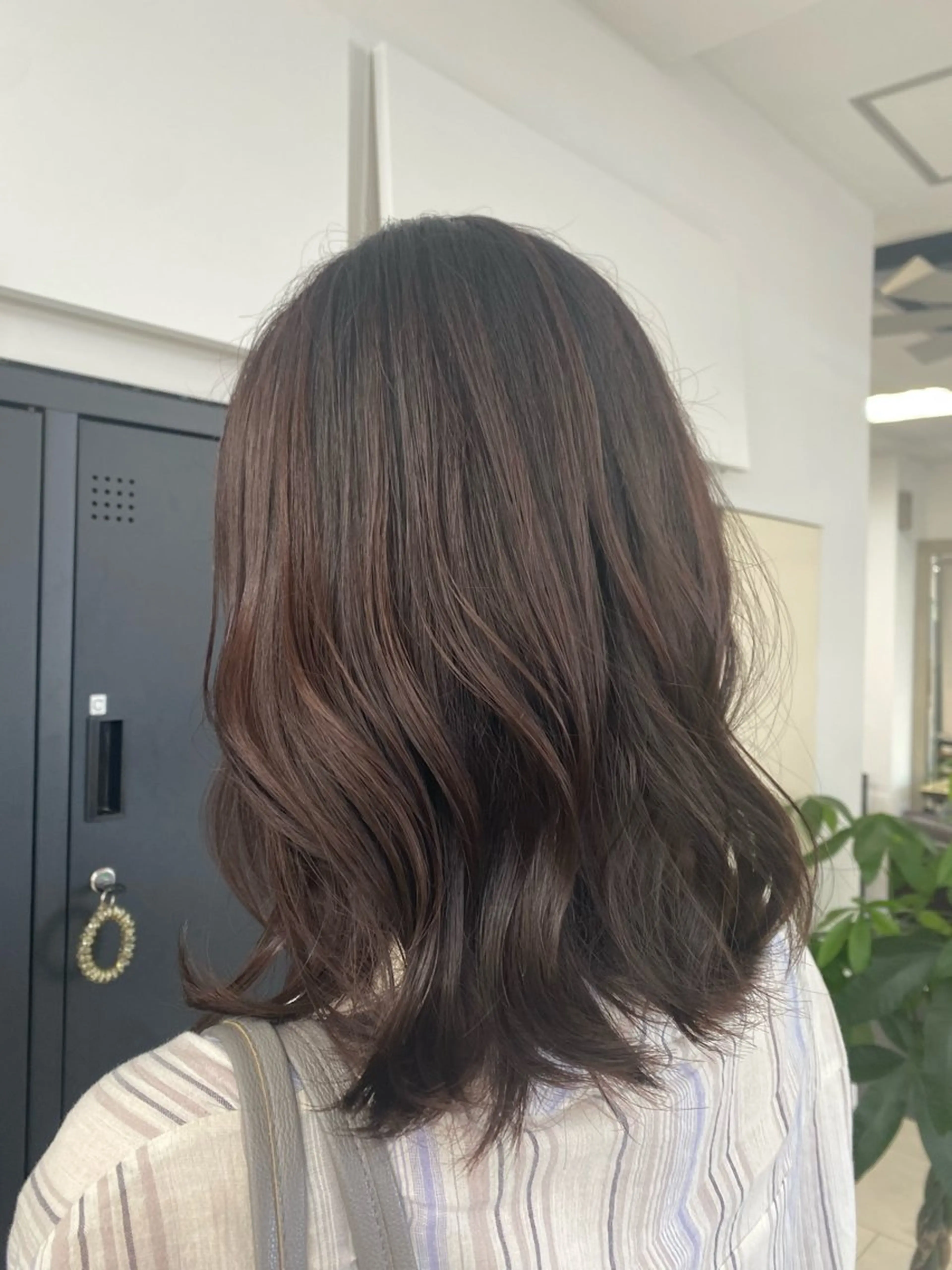 セミロング ヘアカラー トリートメント 月野涼風 /レイヤーカットのヘアスタイル