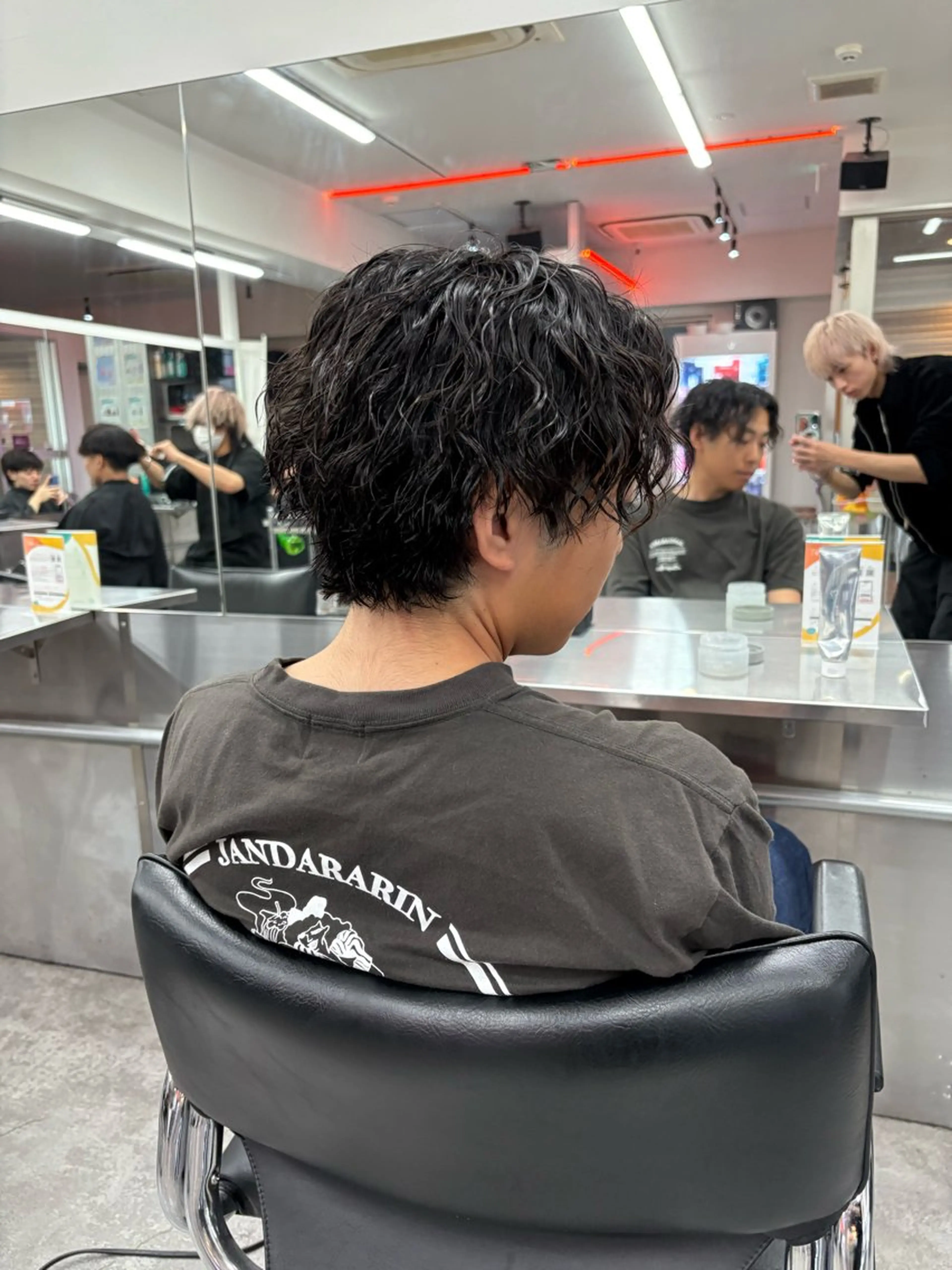 ミディアム カラー パーマ メンズ カット パーマ トリートメント ヘアセット メンズパーマ特化 🔥韓国ヘア職人🔥のヘアスタイル
