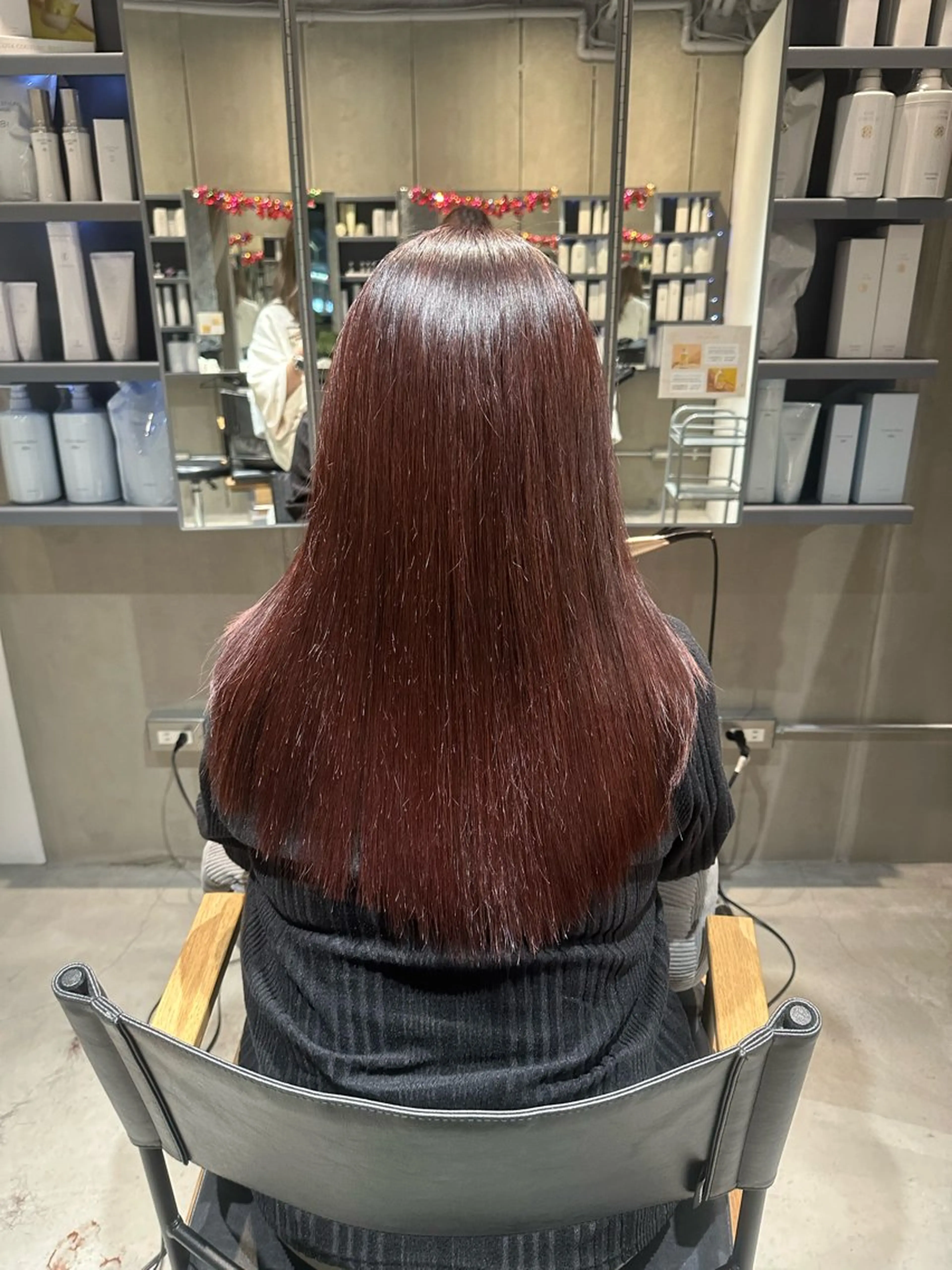 ロング ヘアカラー ながたに あやか🎀のヘアスタイル