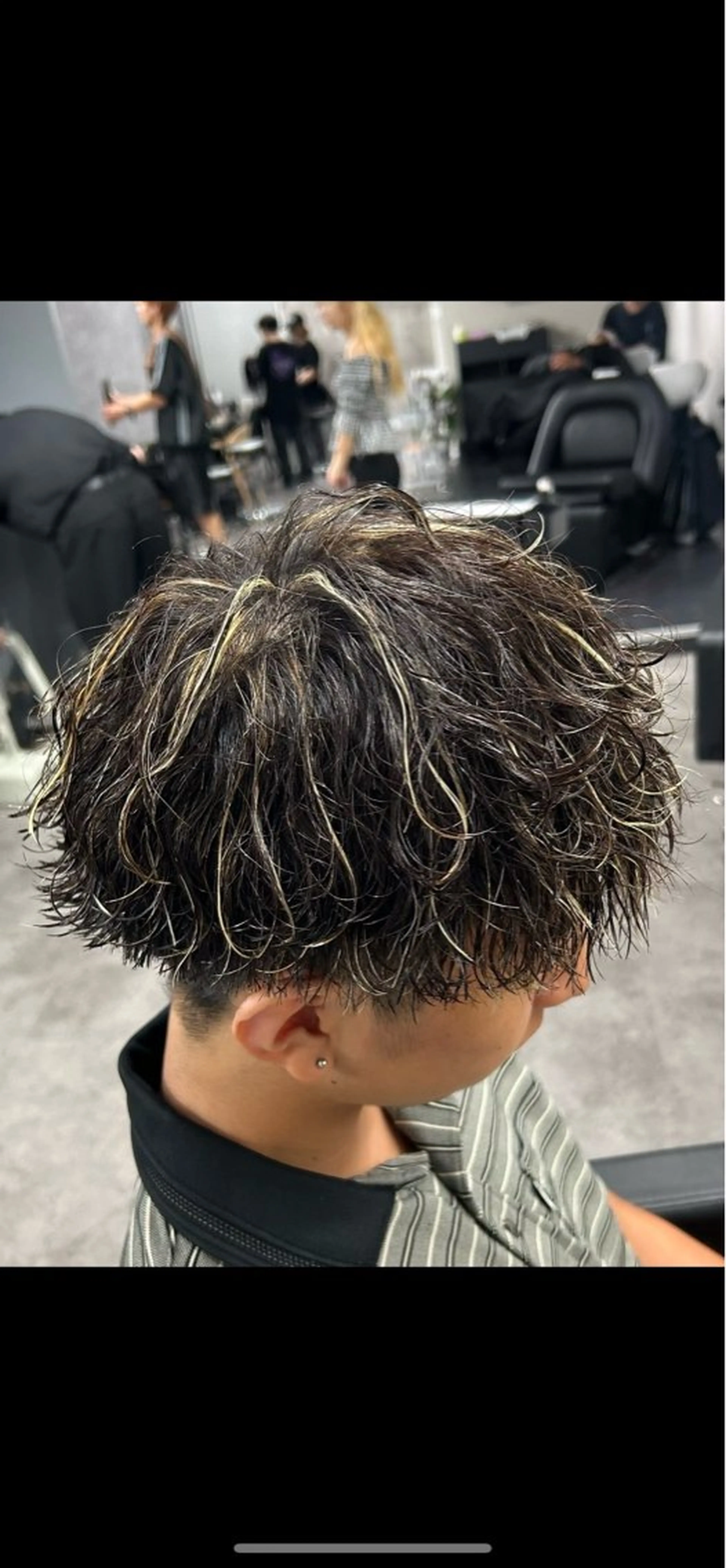 カラー パーマ メンズ メンズメッシュ メンズパーマ メッシュ カット ヘアカラー パーマ 立川韓国ヘア🇰🇷 安井鴻輝のヘアスタイル