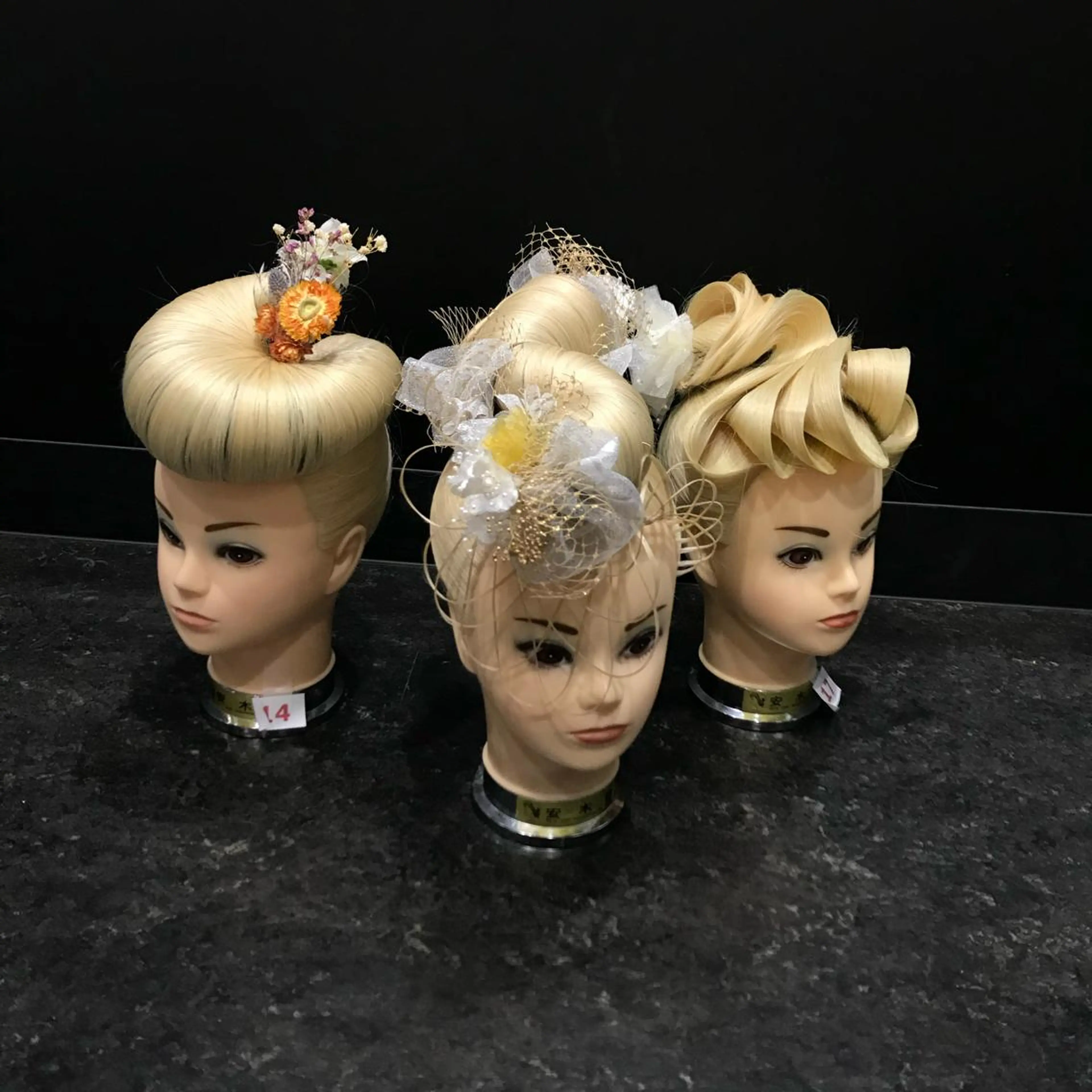 🪐SOURCE 塚口 シマブクロ🪐のヘアスタイル