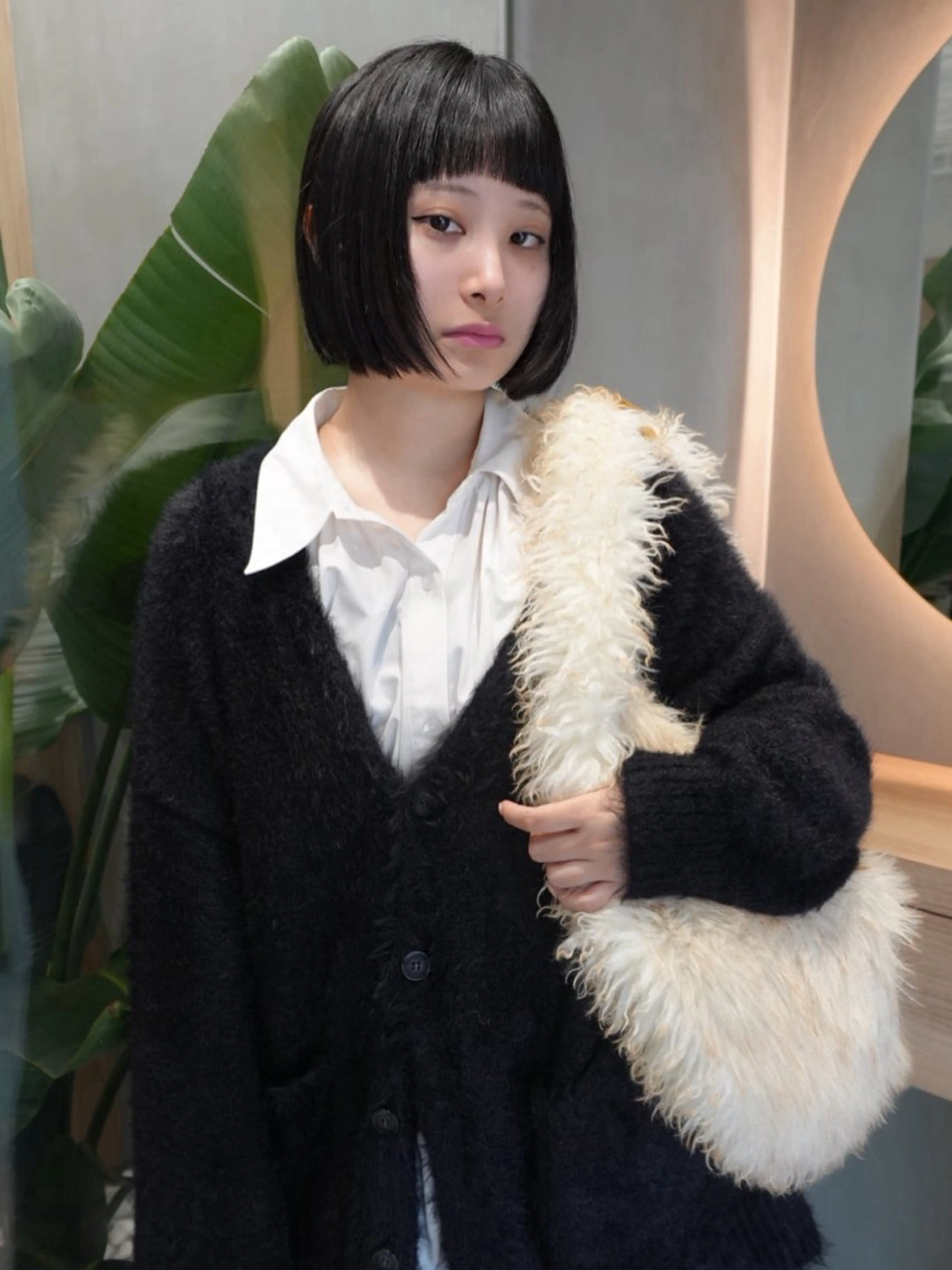 ショート MINX 髙田凜々子 艶髪/ハイトーンのヘアスタイル