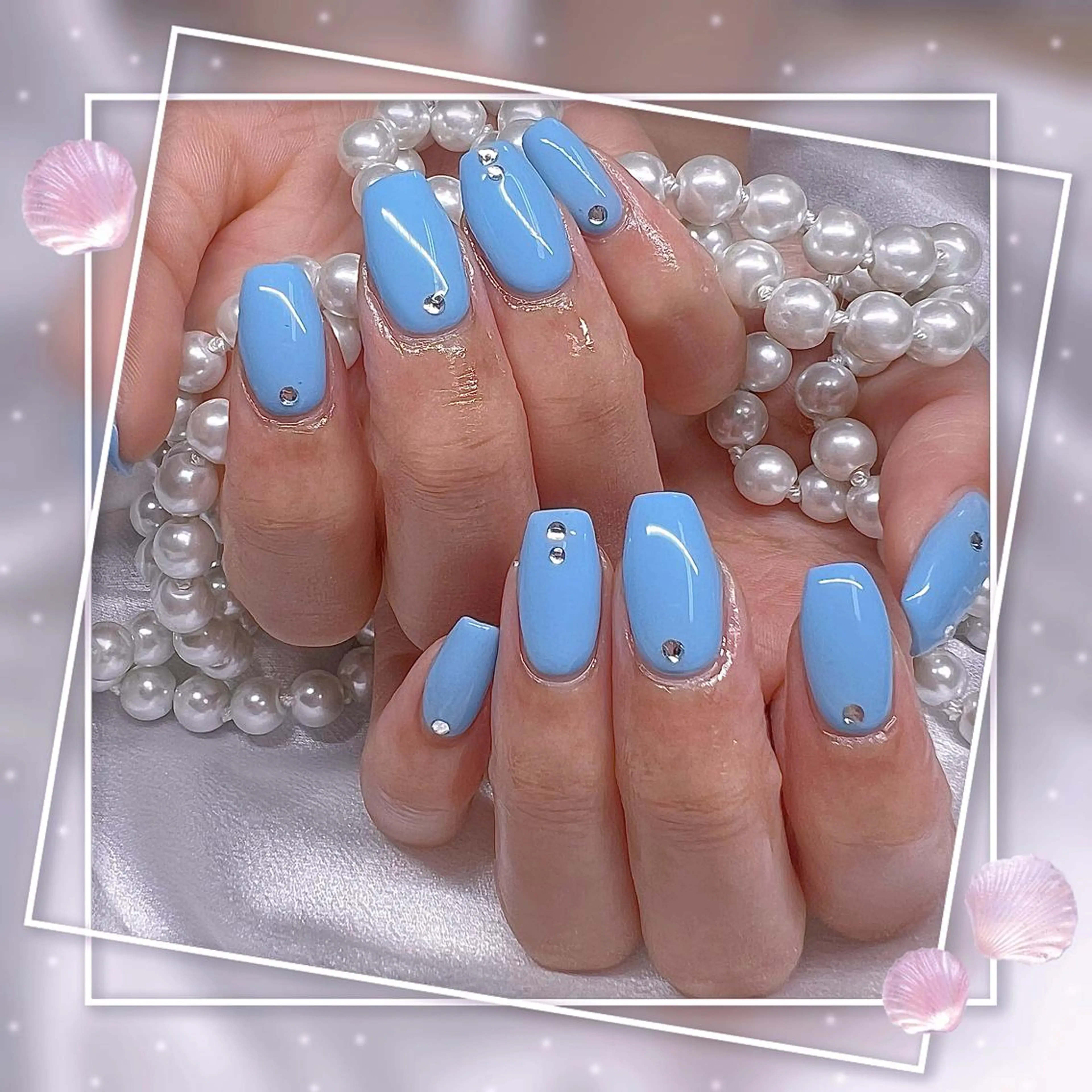 ネイル フレンチネイル キラキラネイル 韓国ネイル マグネットネイル マグネットフレンチ Chill Nailsalonのネイルデザイン