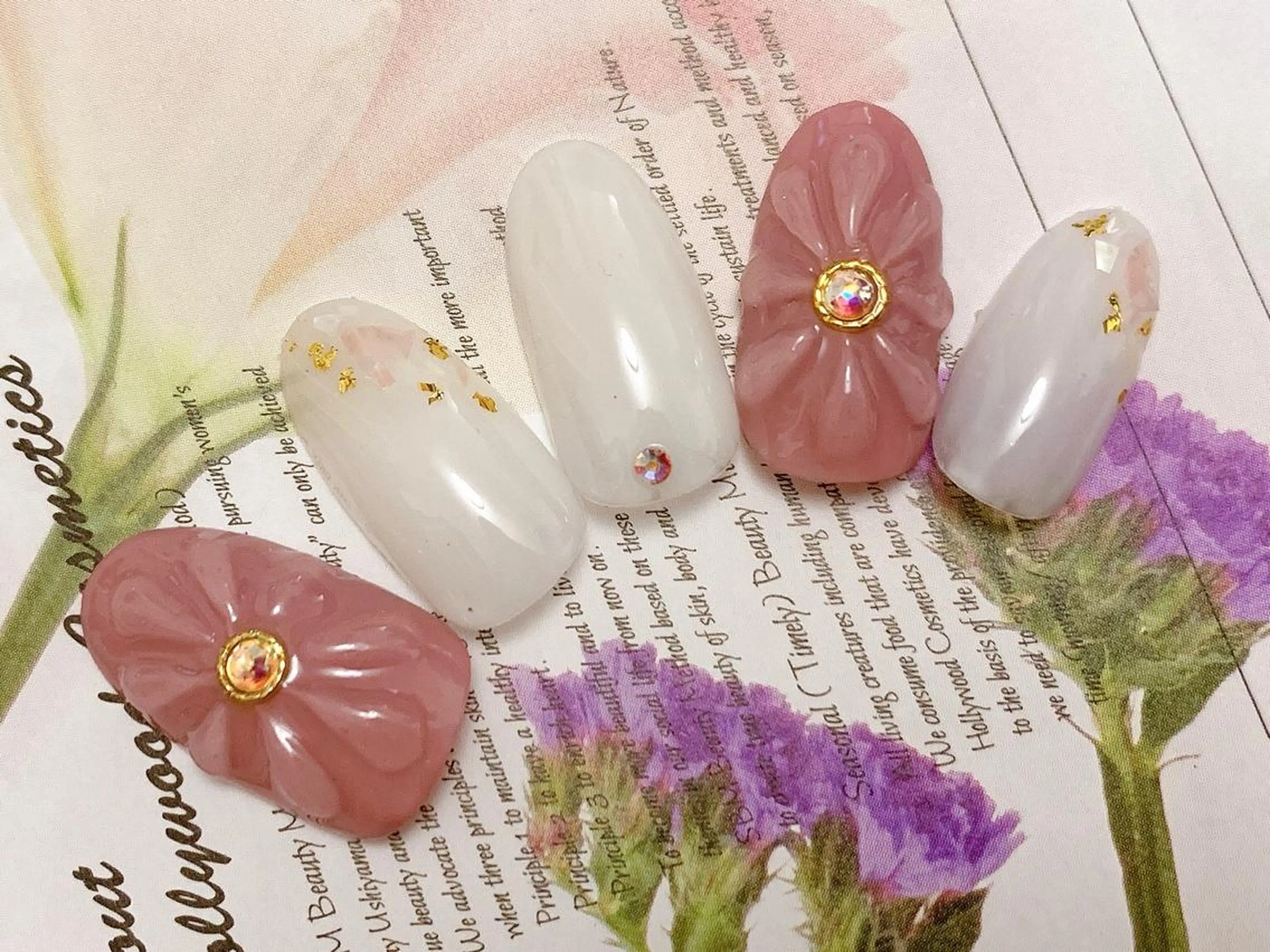 ネイル f'bloom  L’ecrinのネイルデザイン