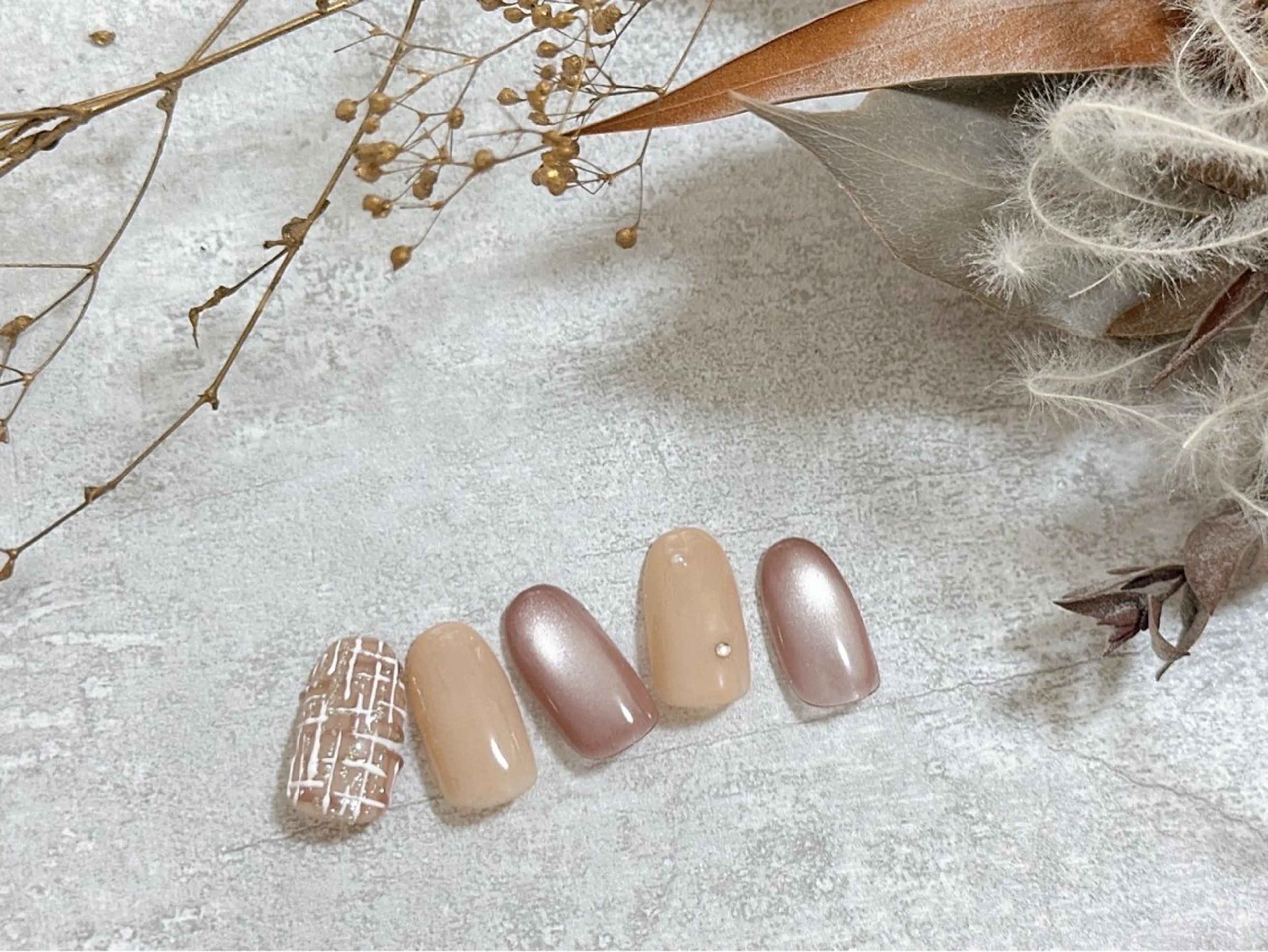 ネイル オーロラネイル フットネイル フレンチネイル ジェルネイル マグネットネイル ハンドネイル Mogu nail 二子玉川のネイルデザイン