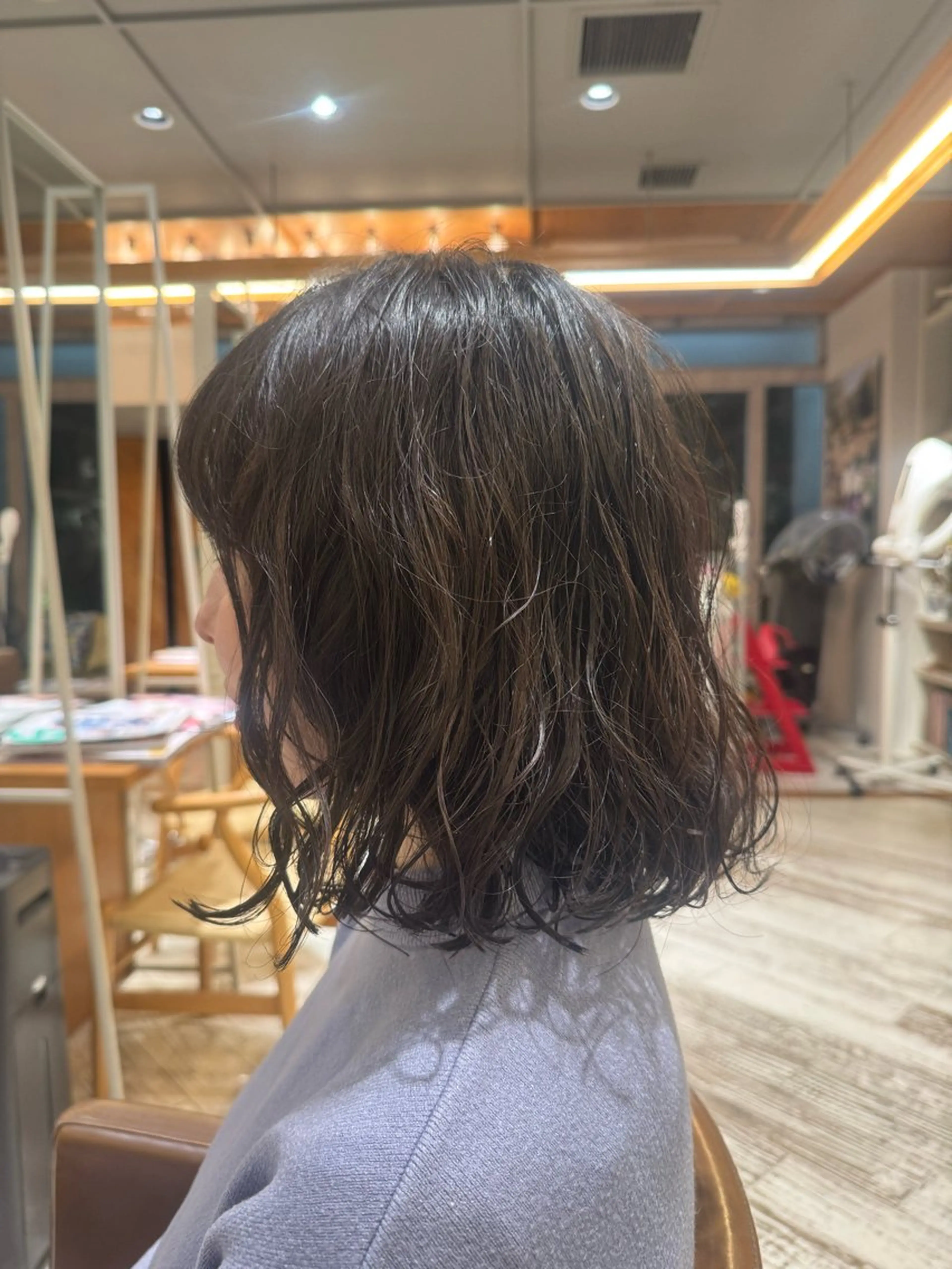 セミロング パーマ ✨ショートヘア ✨ロイのヘアスタイル